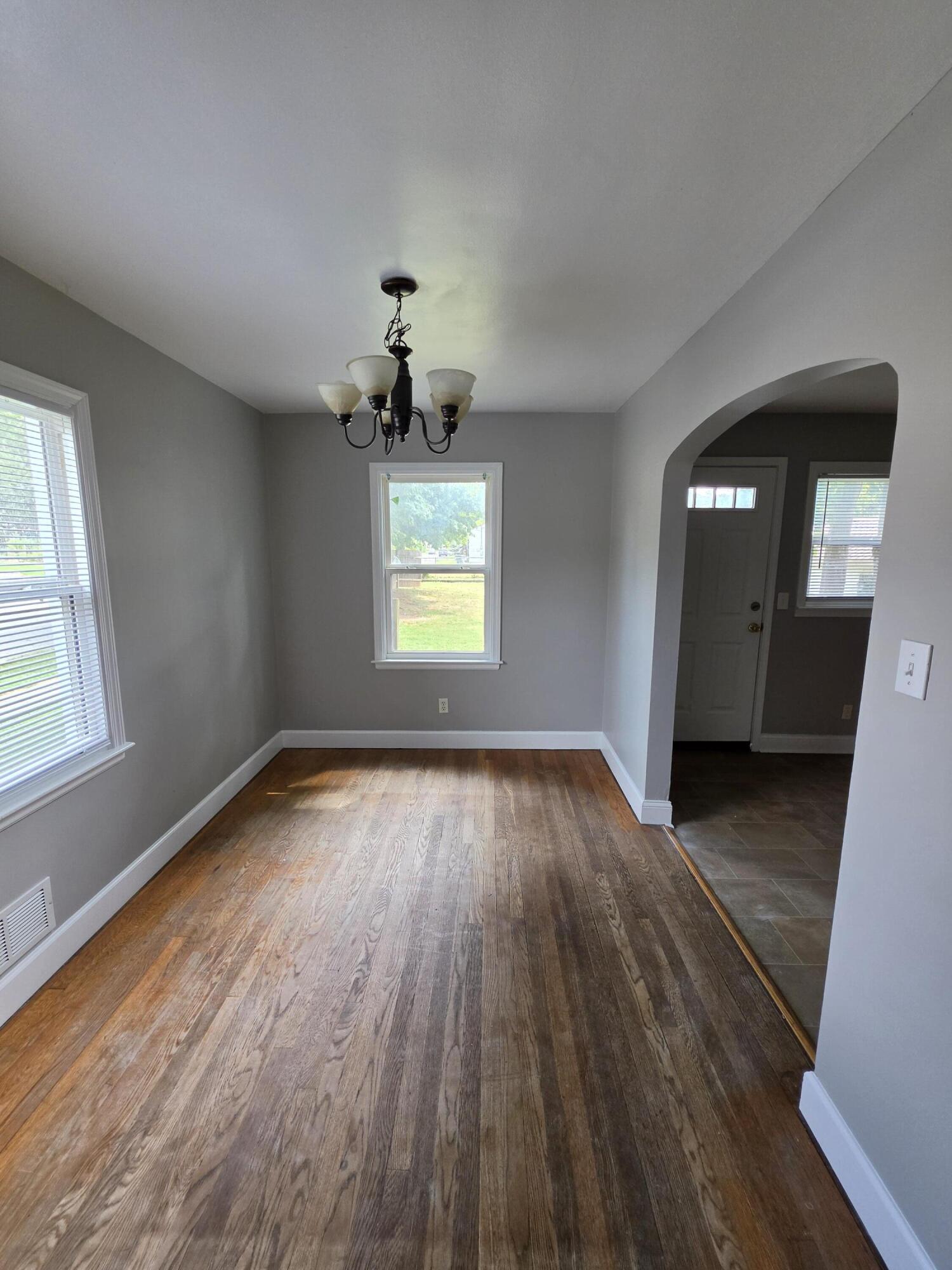 1038 Kees Road Property Photo 5