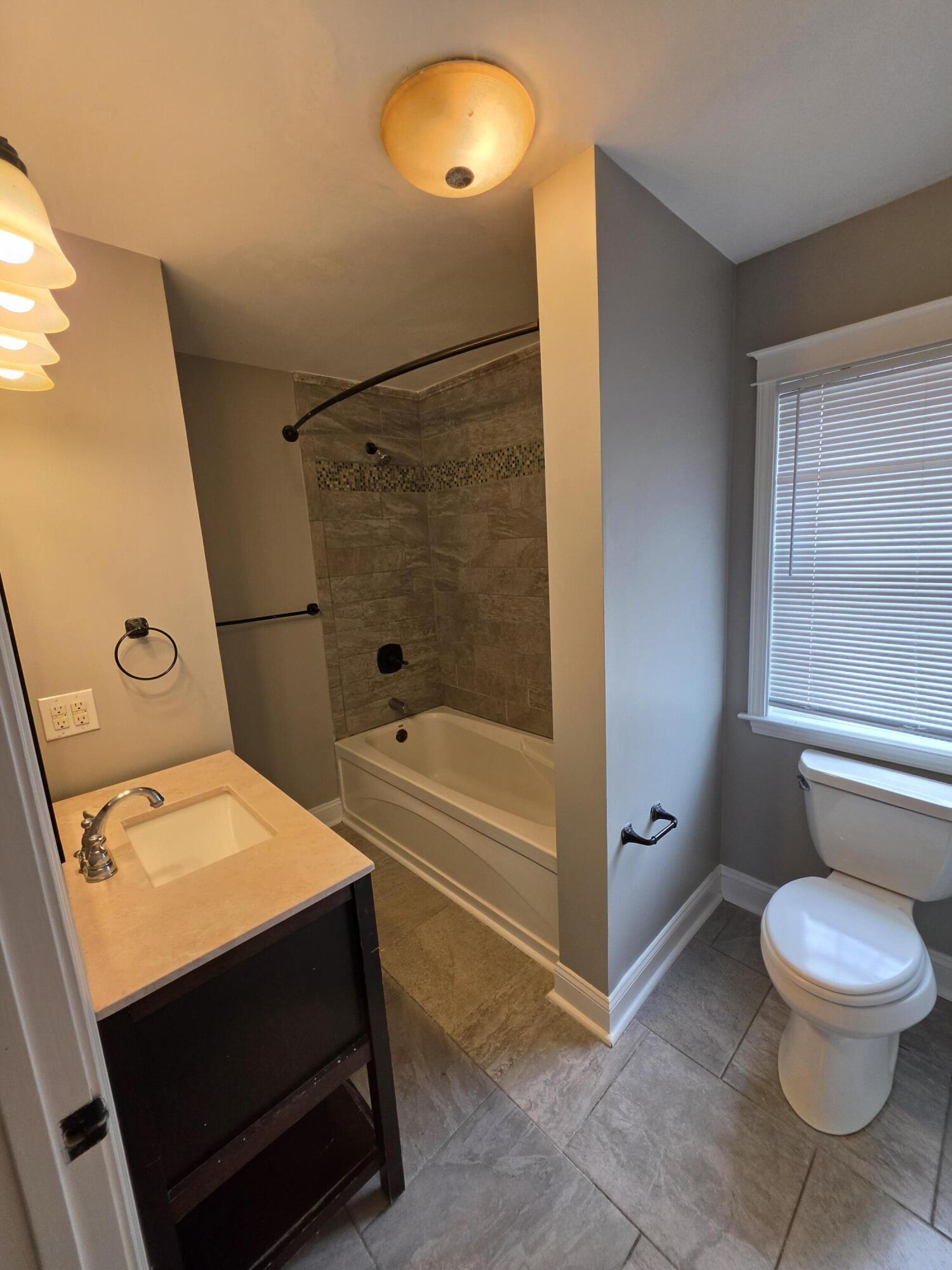1038 Kees Road Property Photo 13