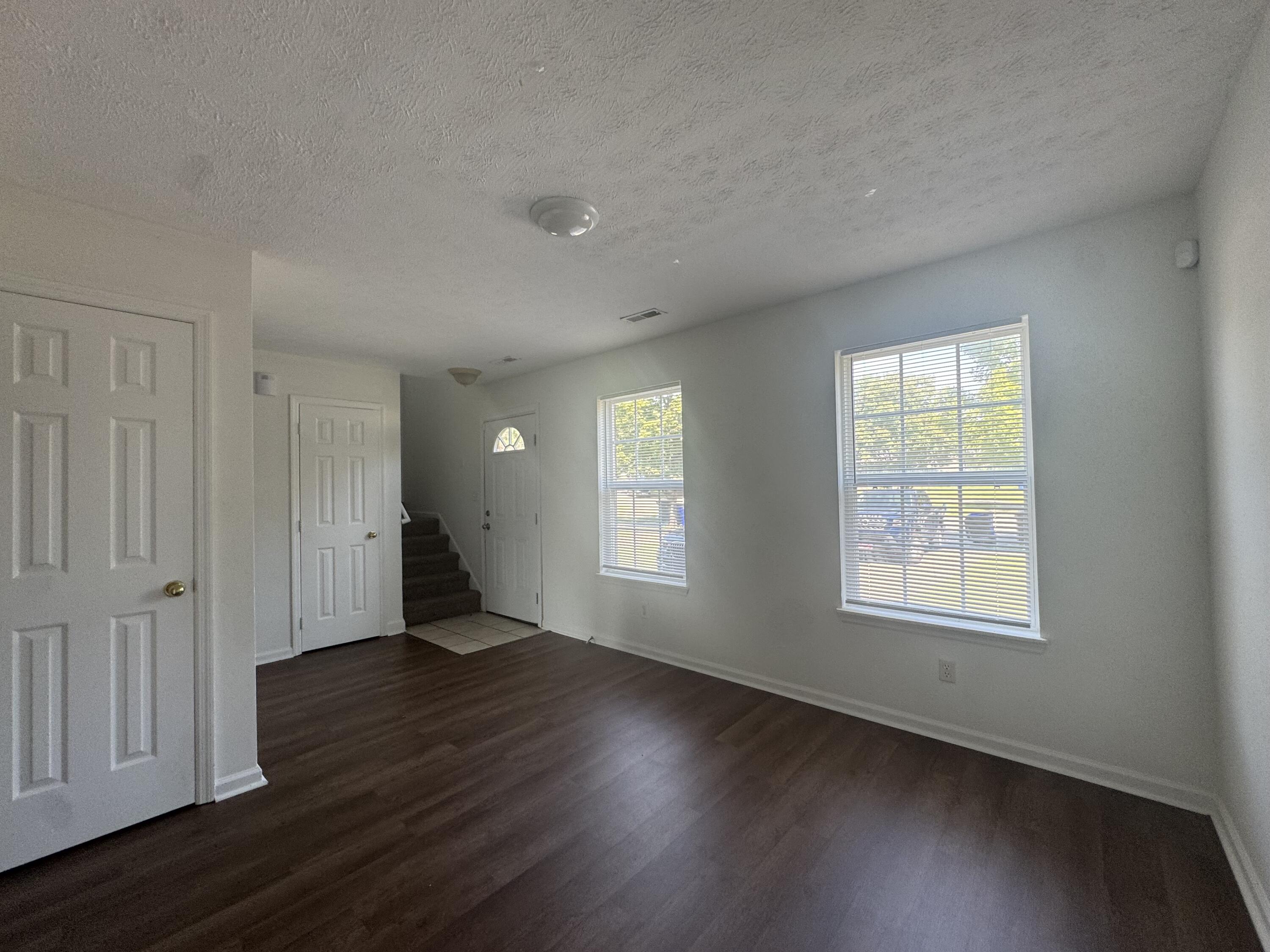 1132 Jonestown Lane Property Photo 2