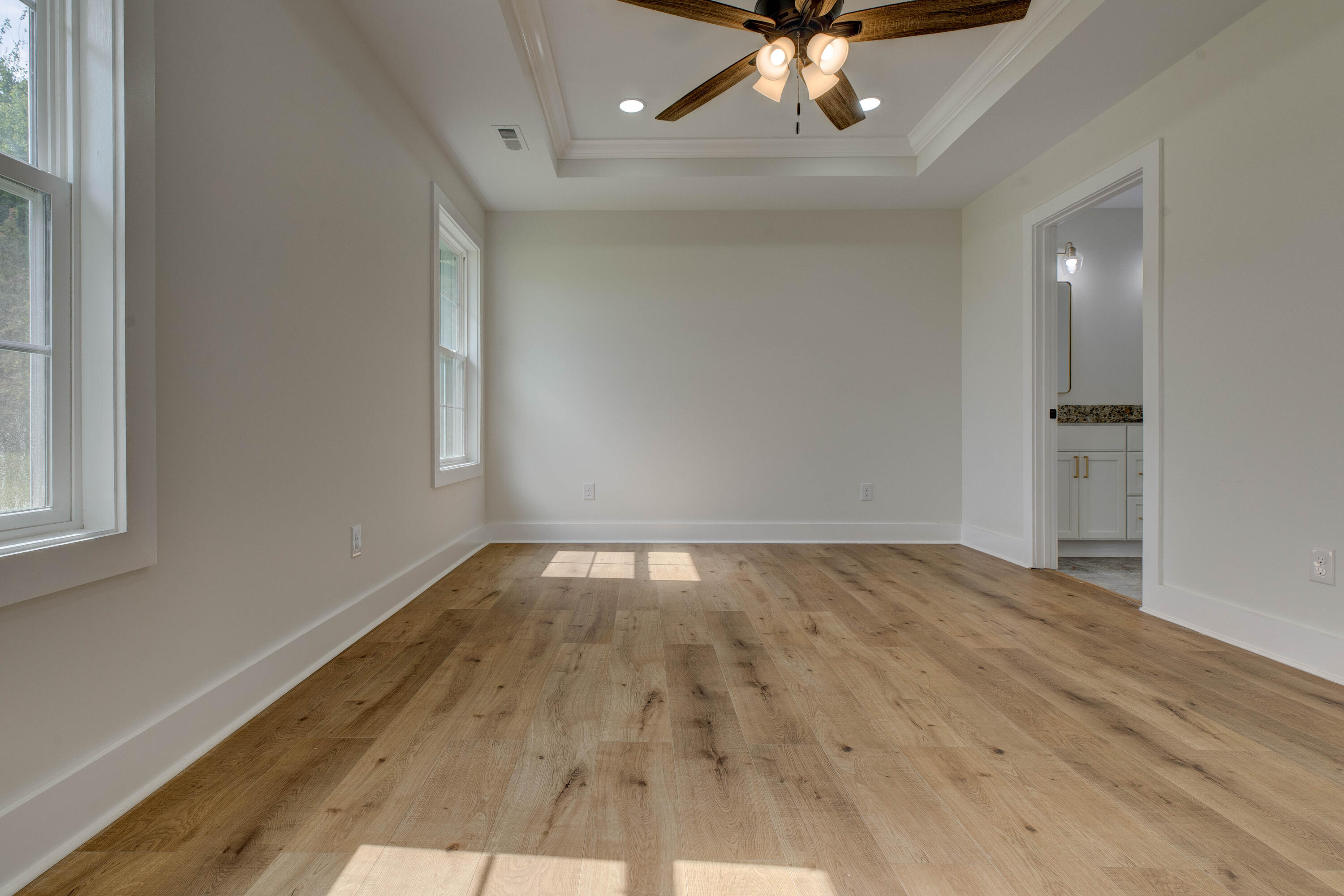121 Spring Meadows Drive Property Photo 21