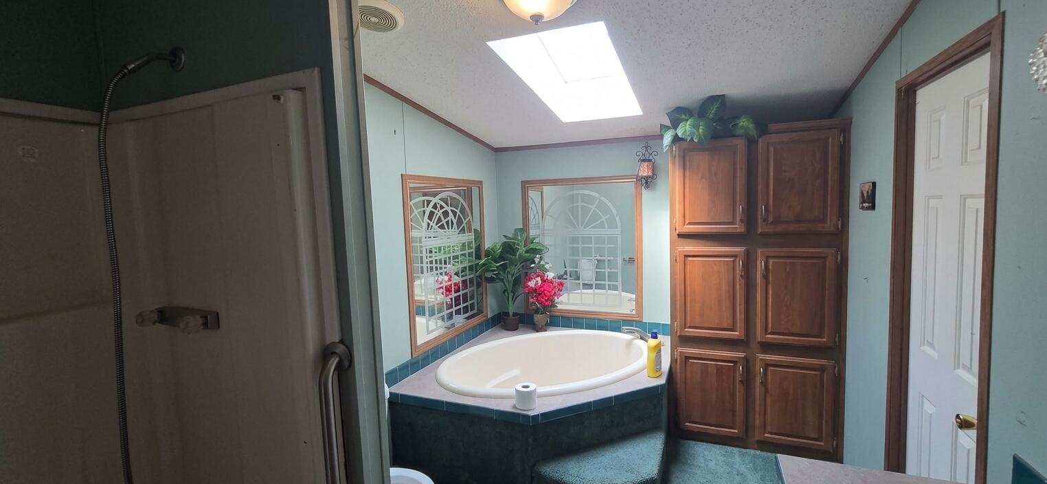 7017 Lake Ridge Drive Property Photo 5