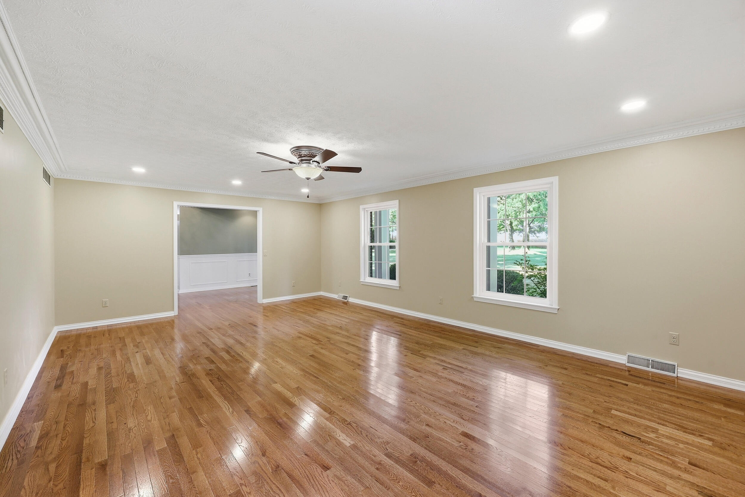 1050 Bluegrass Pike Property Photo 7