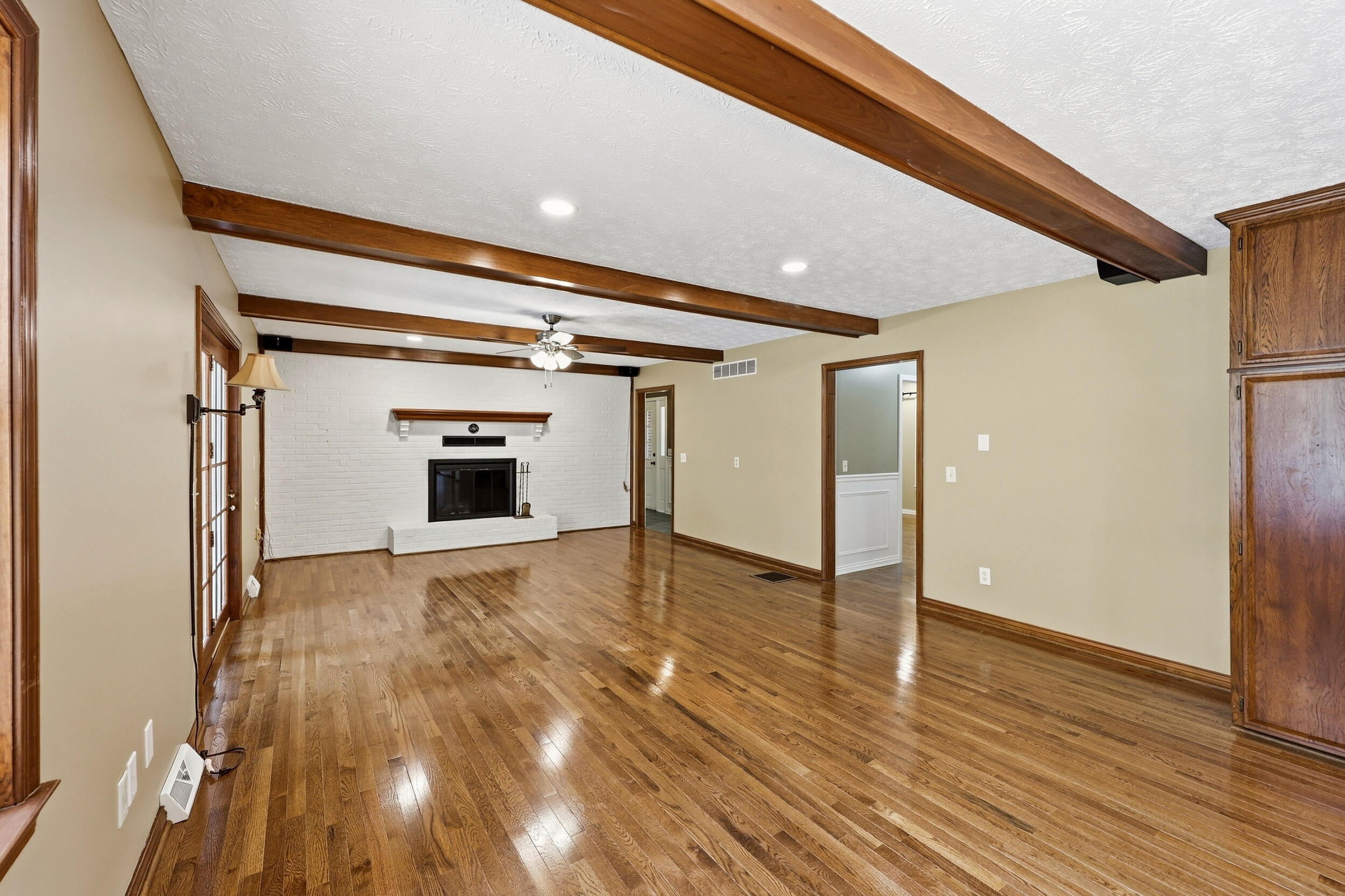 1050 Bluegrass Pike Property Photo 18