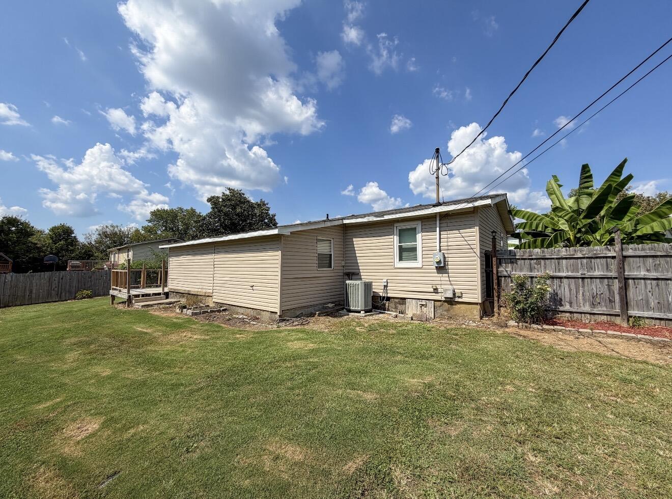 109 Sue Lee Drive Property Photo 6