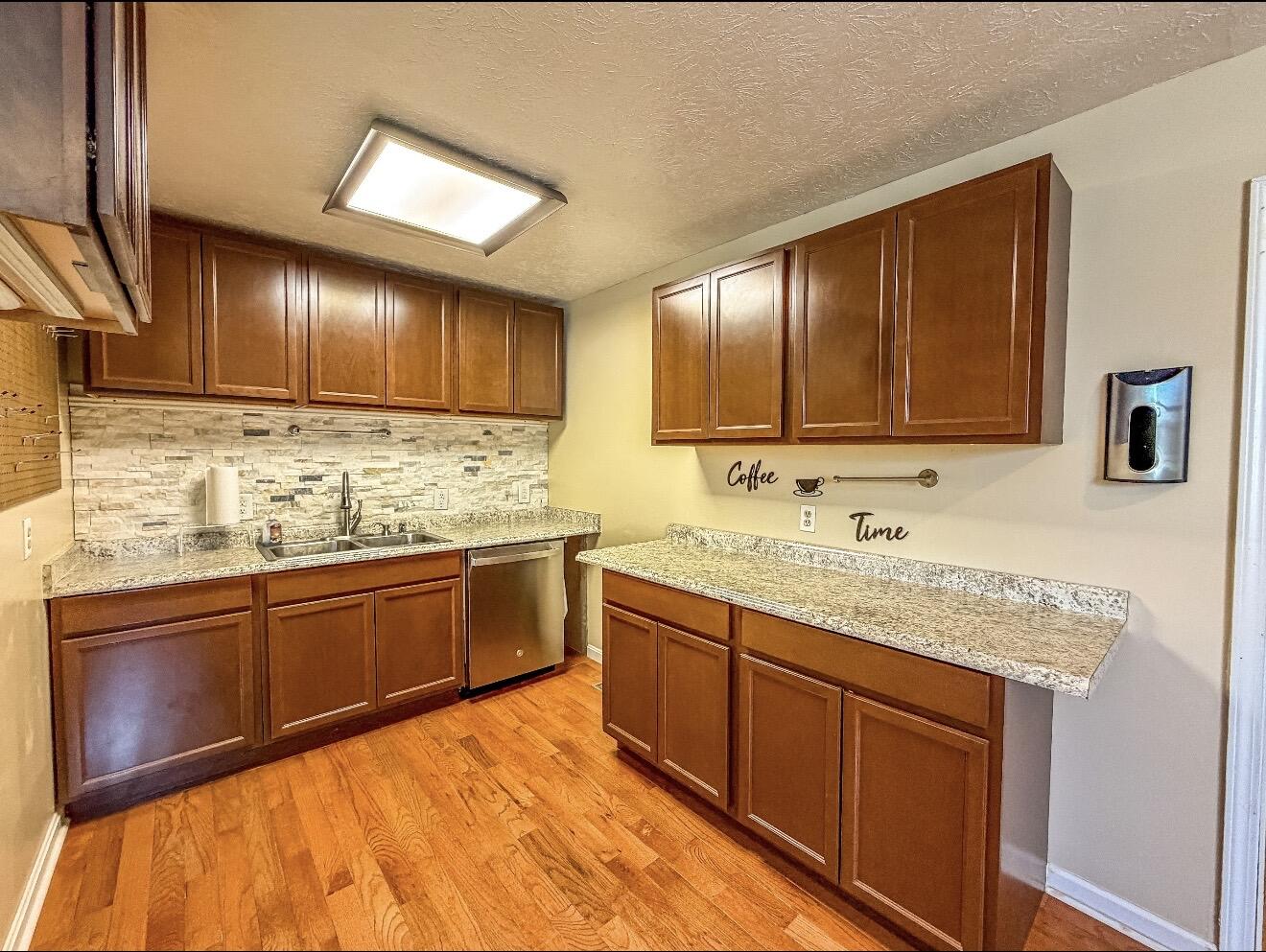 109 Sue Lee Drive Property Photo 13