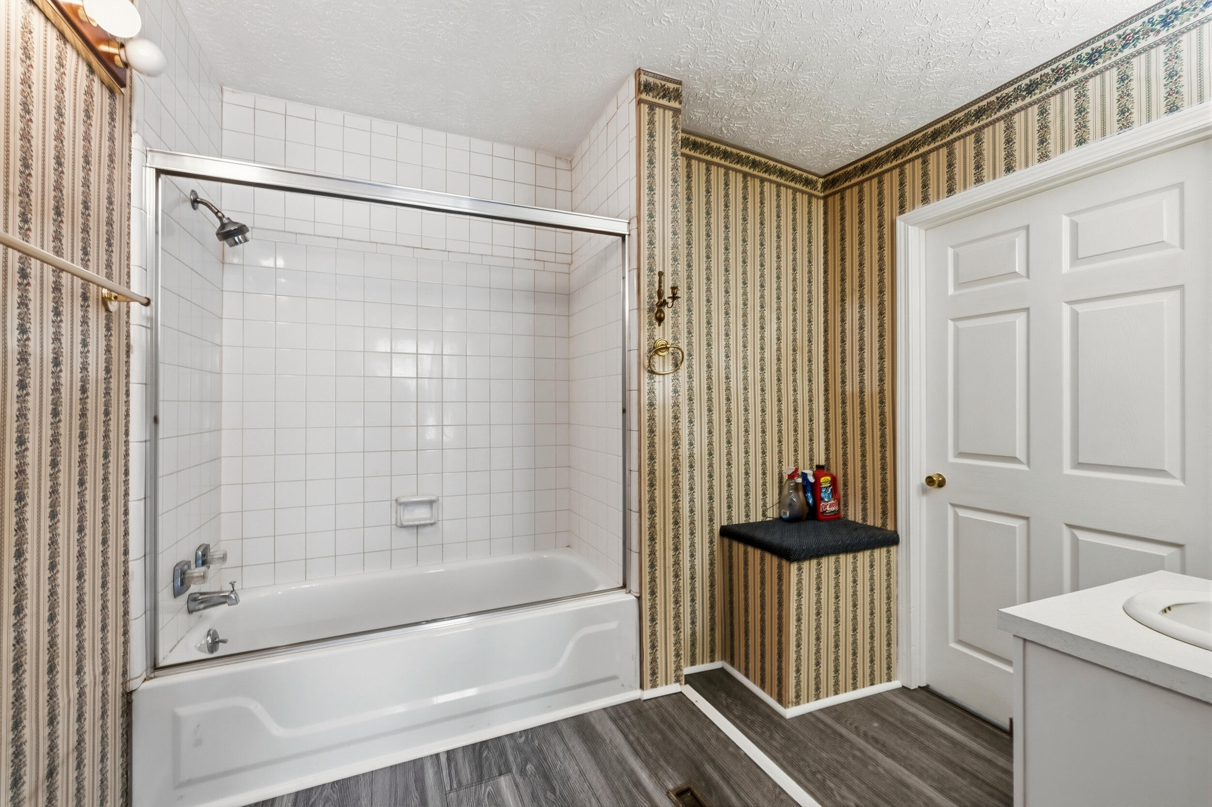 433 N College Street Property Photo 19