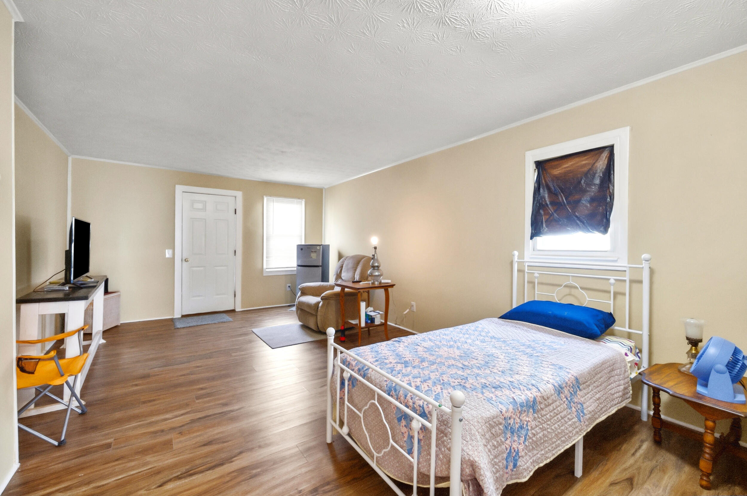 433 N College Street Property Photo 22