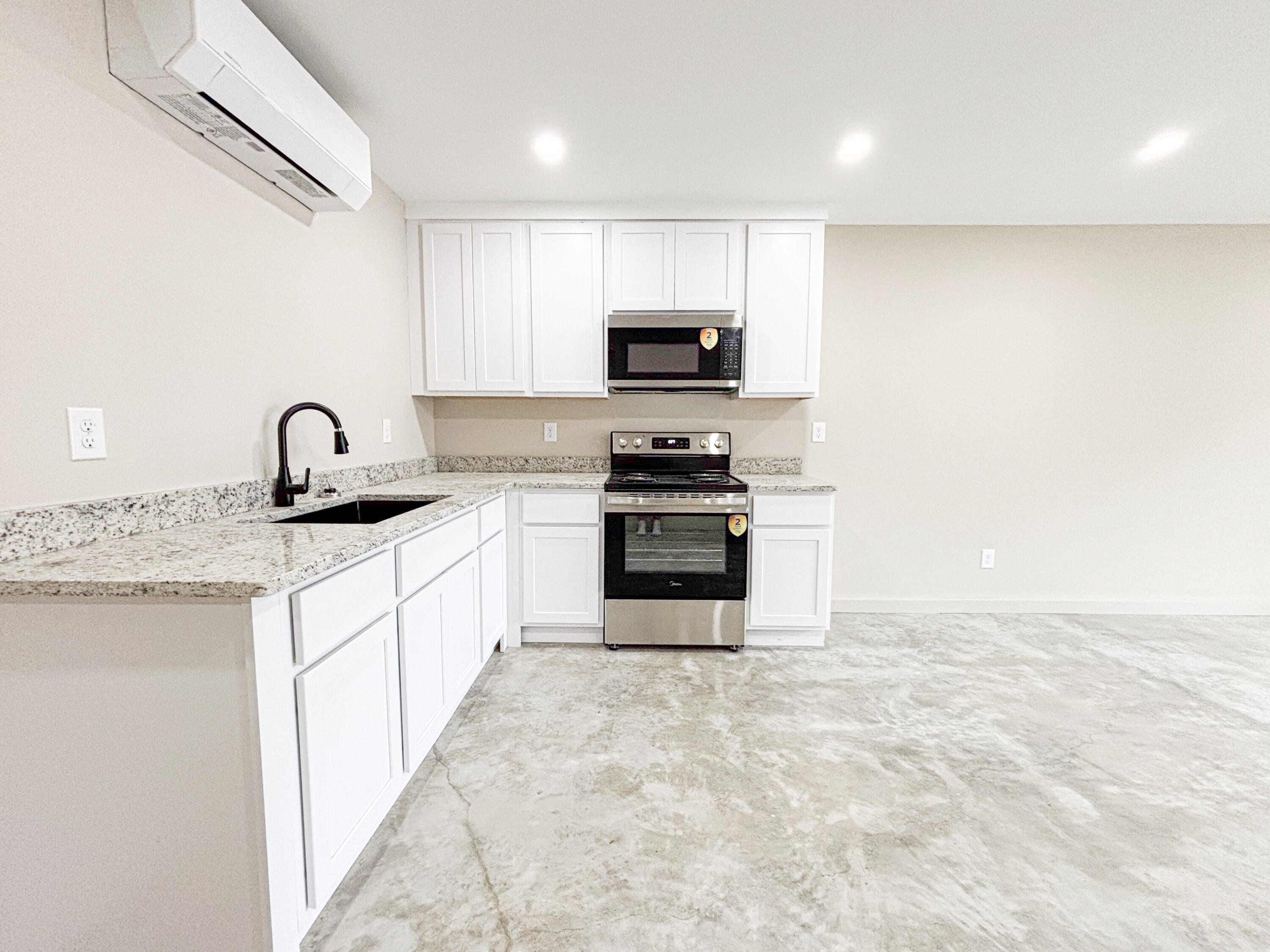 2300 Hovekamp Road Road 2300 Property Photo 6