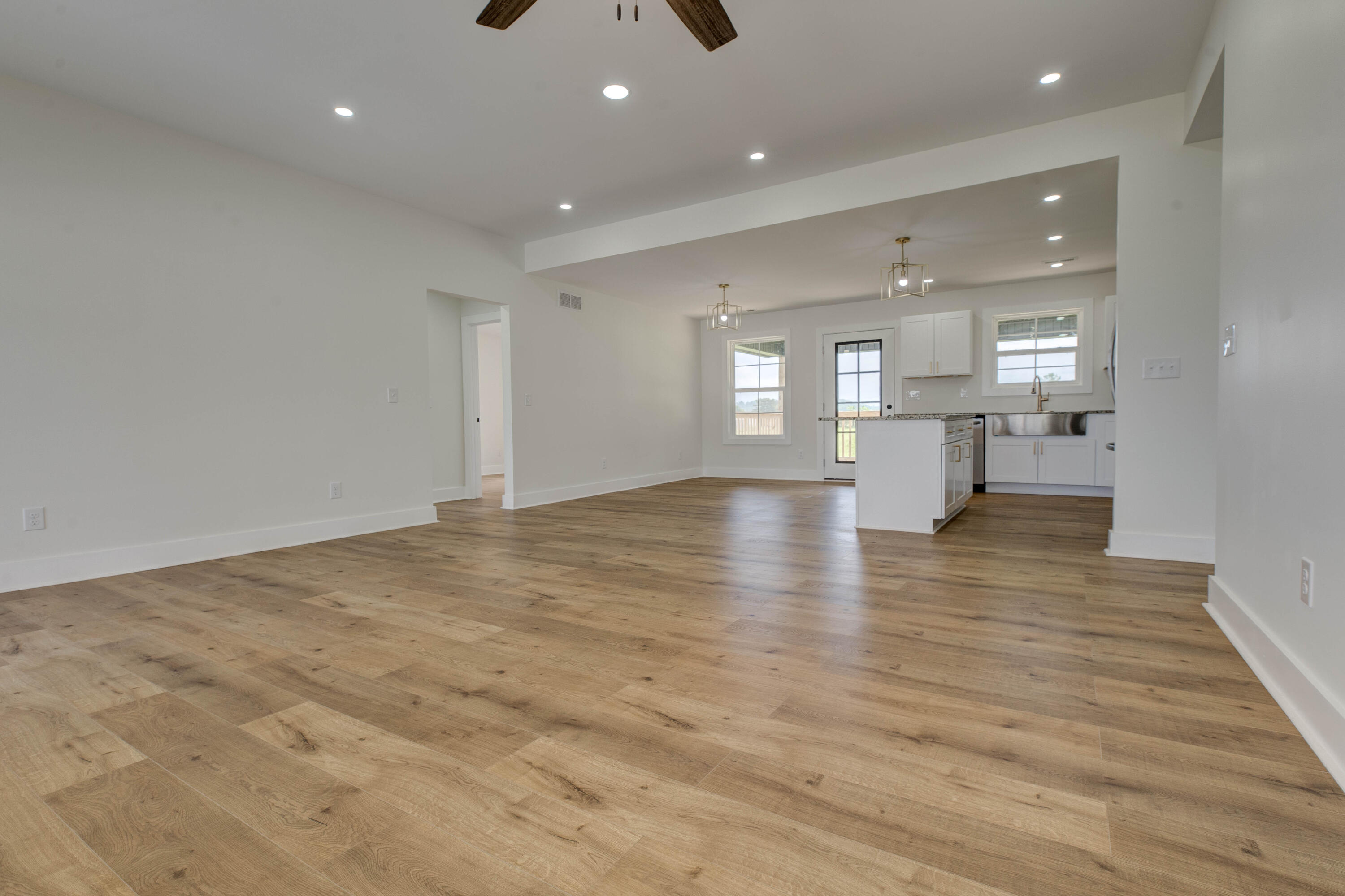 221 Brook Drive Property Photo 9