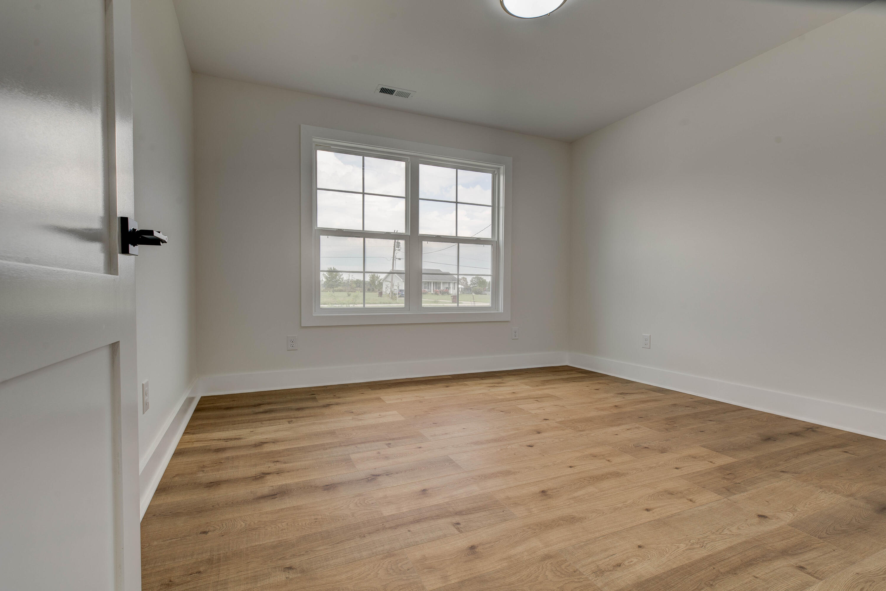 221 Brook Drive Property Photo 22
