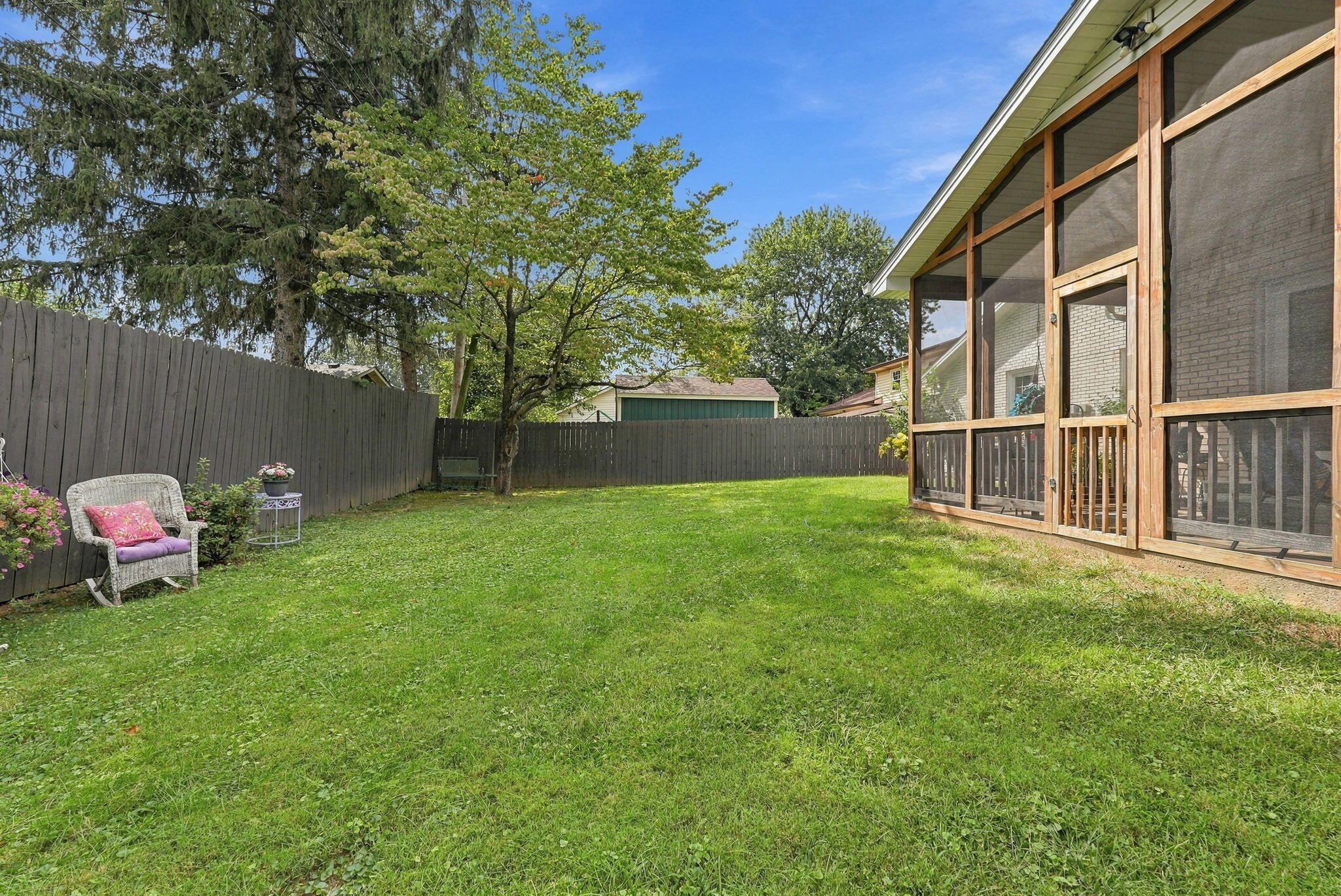 2224 Markham Court Property Photo 38