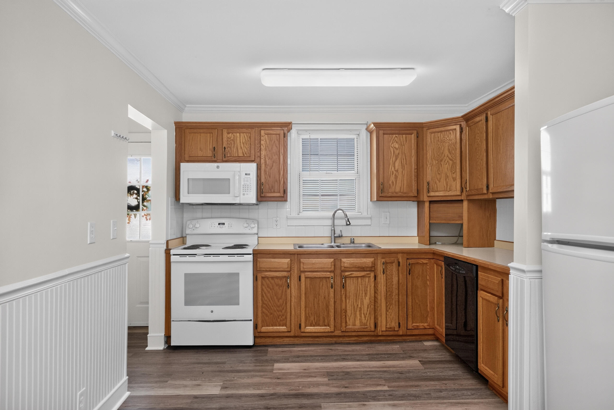 511 E Walnut Street Property Photo 9