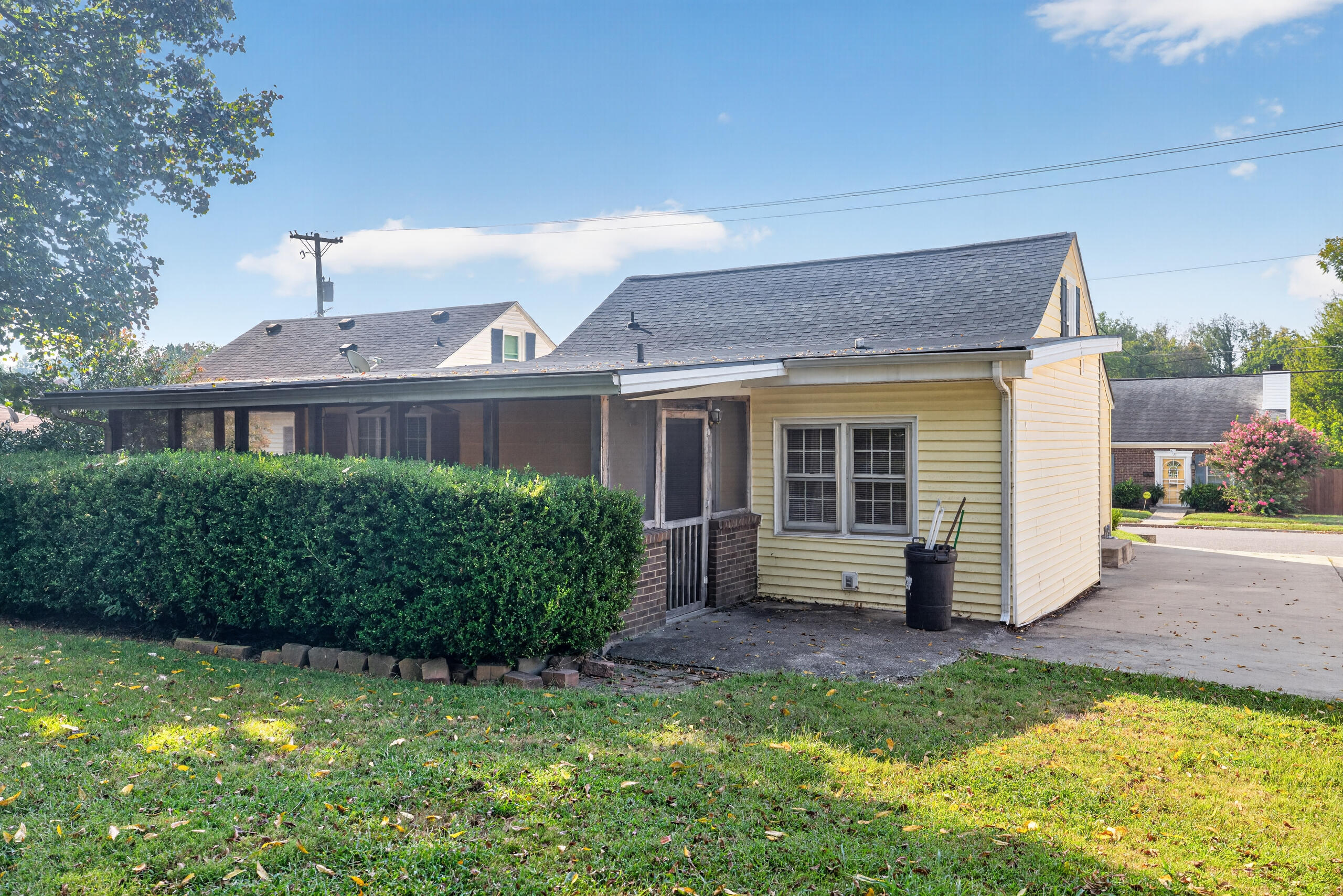 511 E Walnut Street Property Photo 26