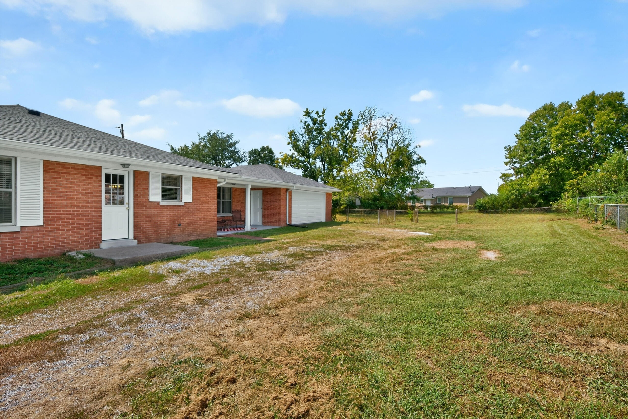1321 Shun Pike Property Photo 4