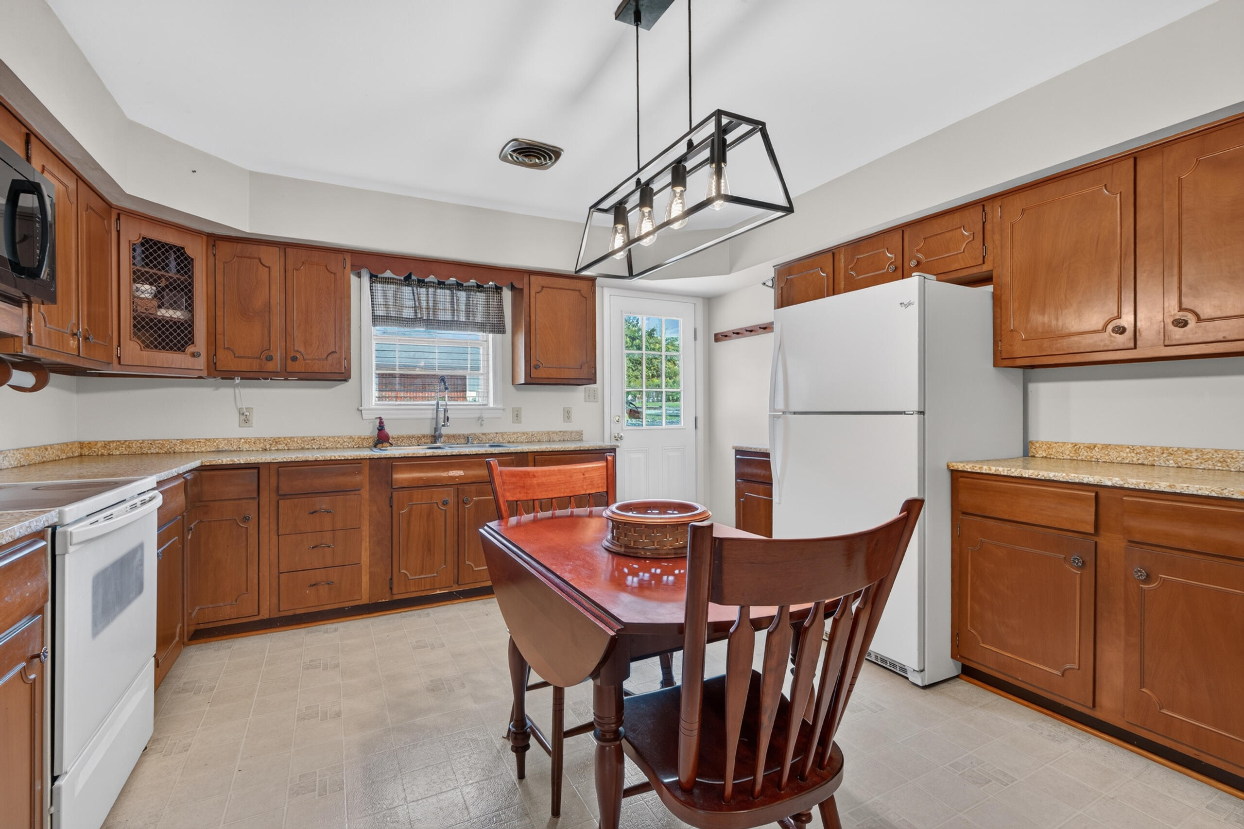 1321 Shun Pike Property Photo 11