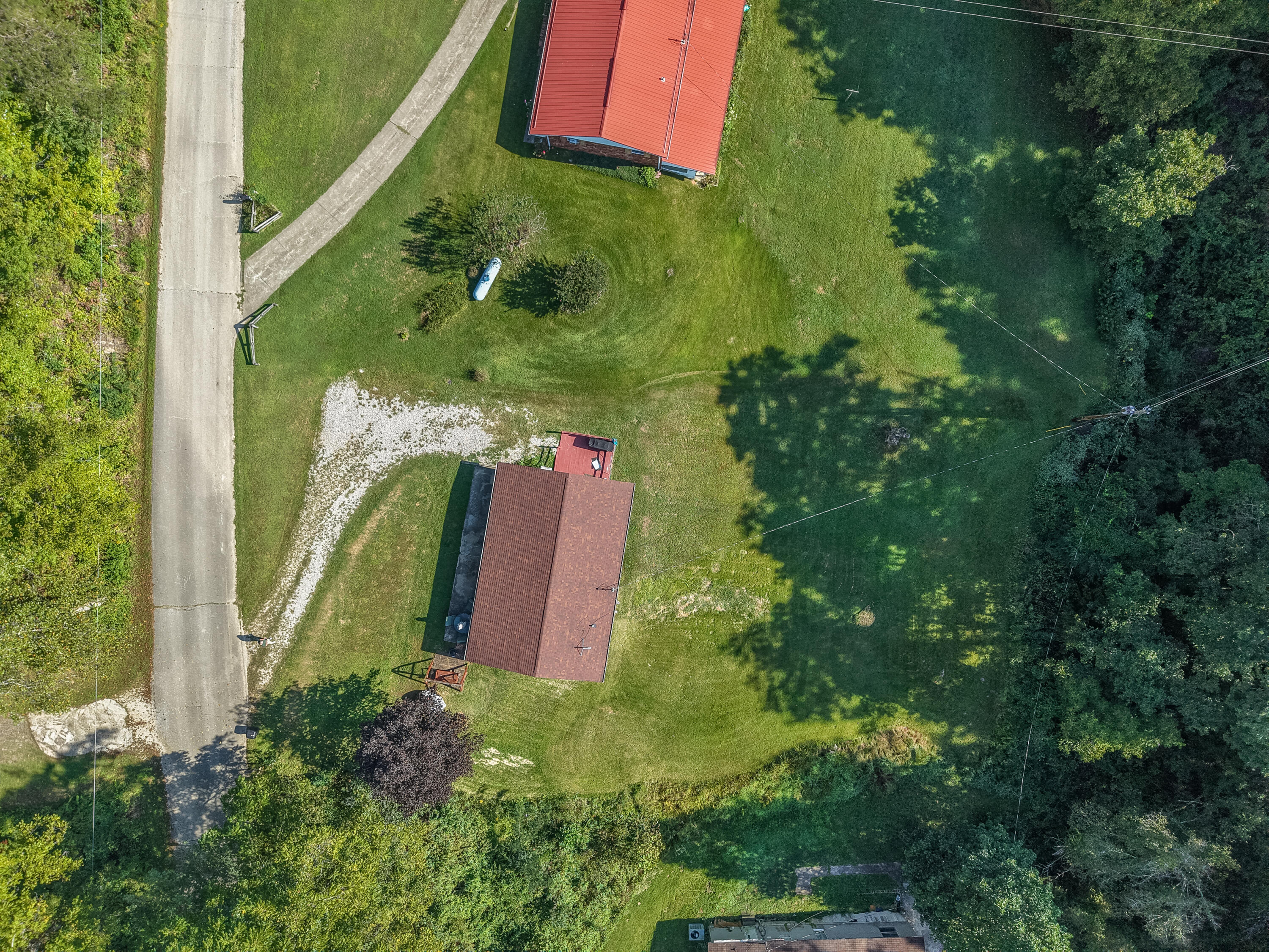 490 Cribbs Hill Property Photo 4