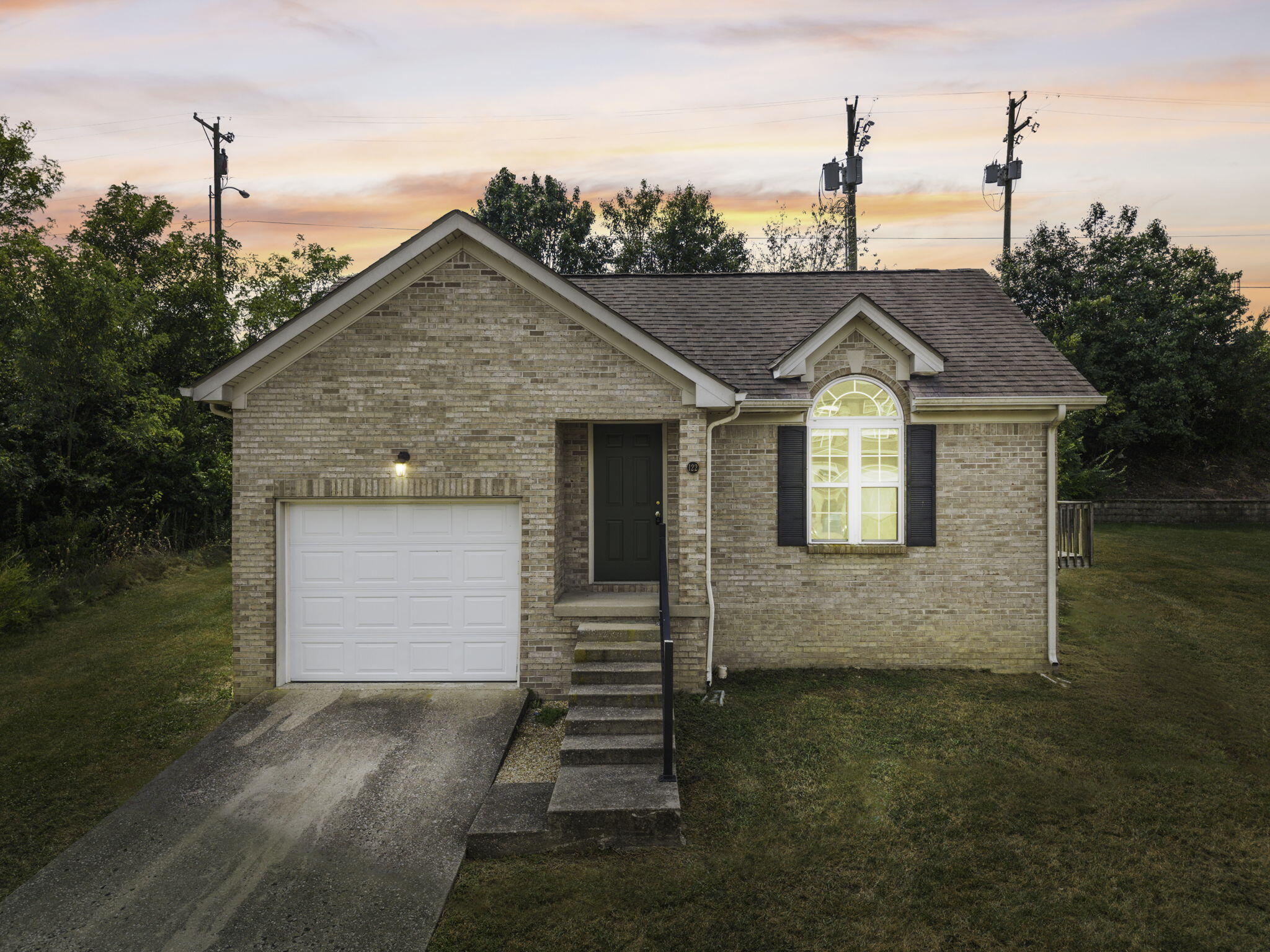 122 Fox Harbor Drive Property Photo 1