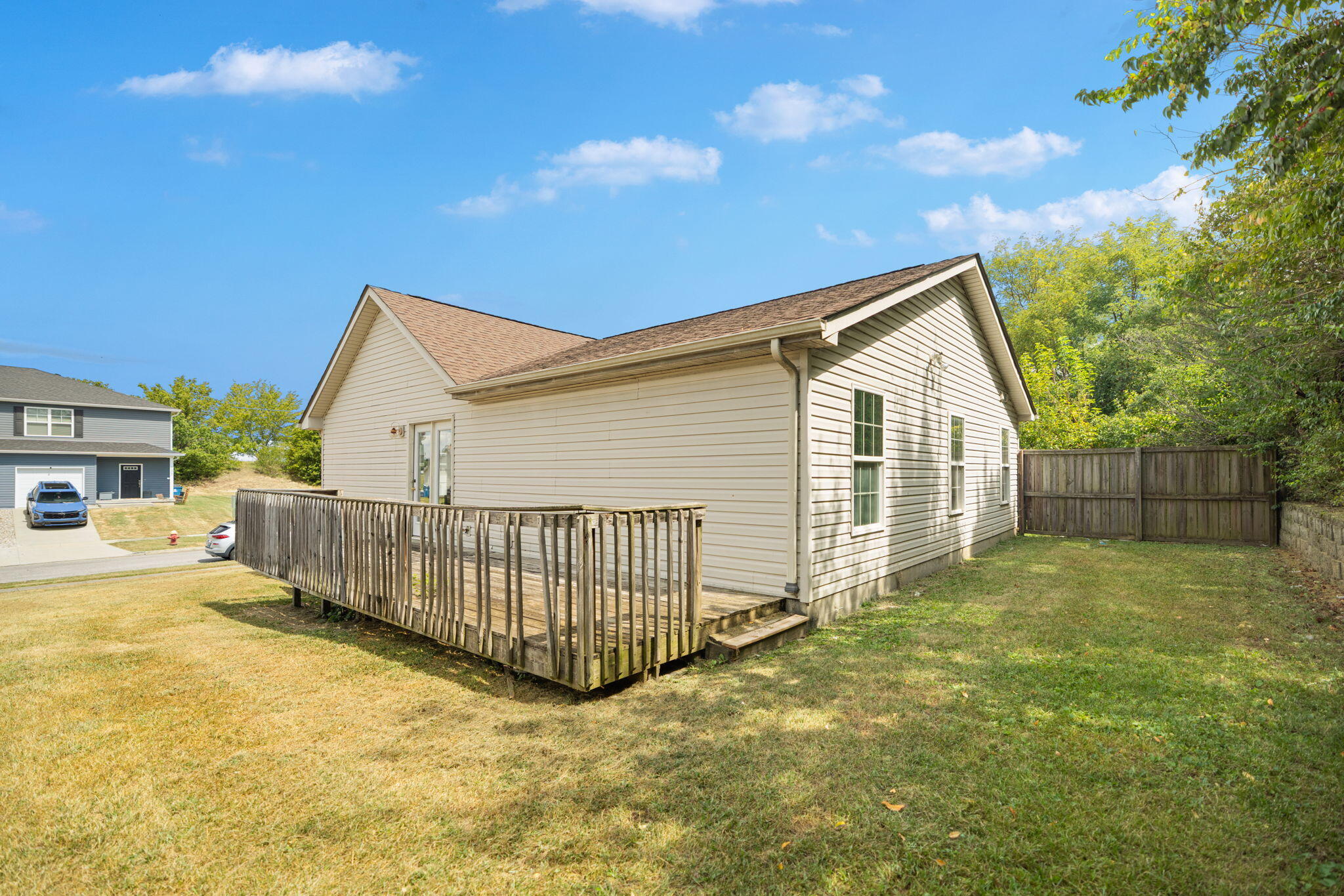 122 Fox Harbor Drive Property Photo 17