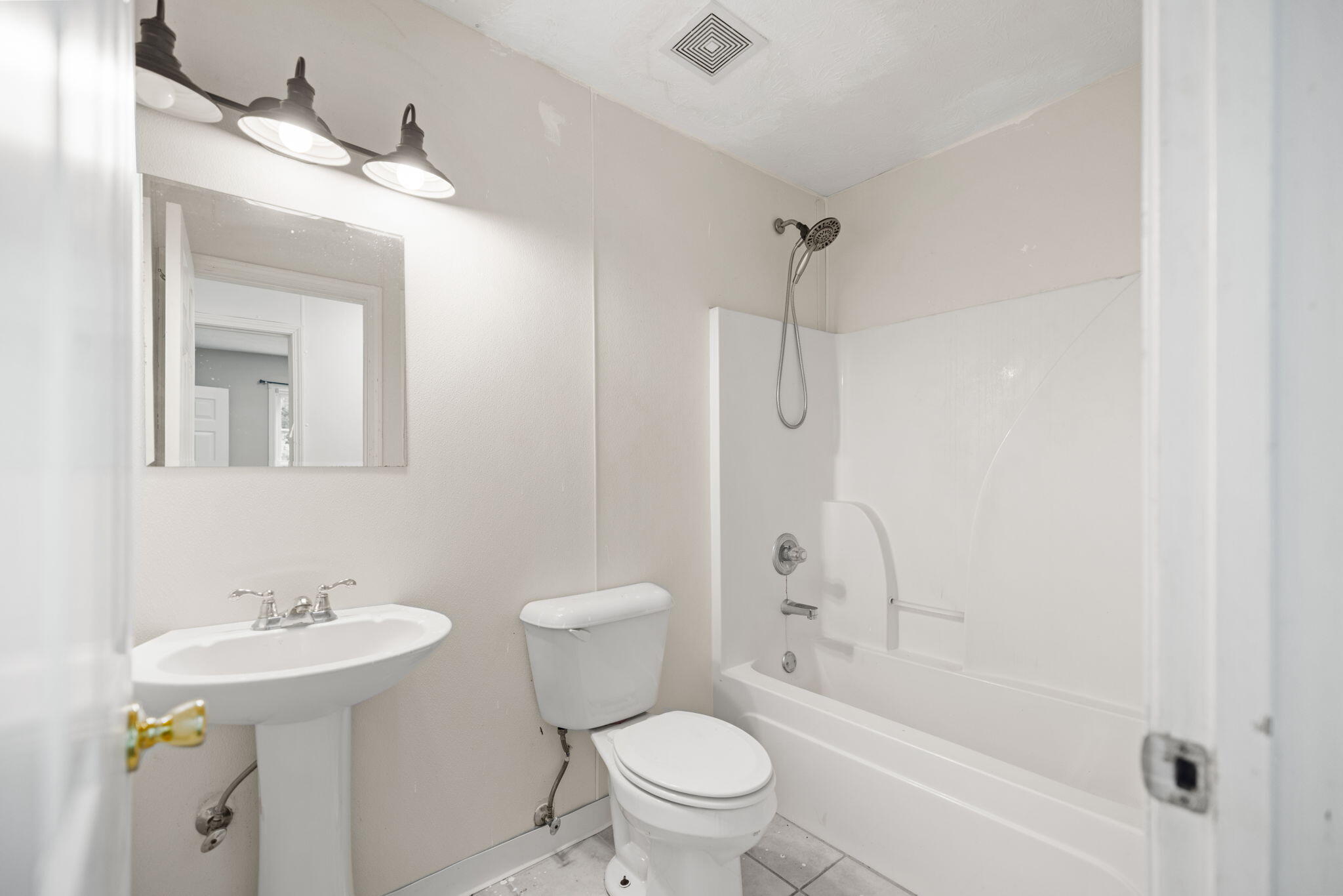 122 Fox Harbor Drive Property Photo 33