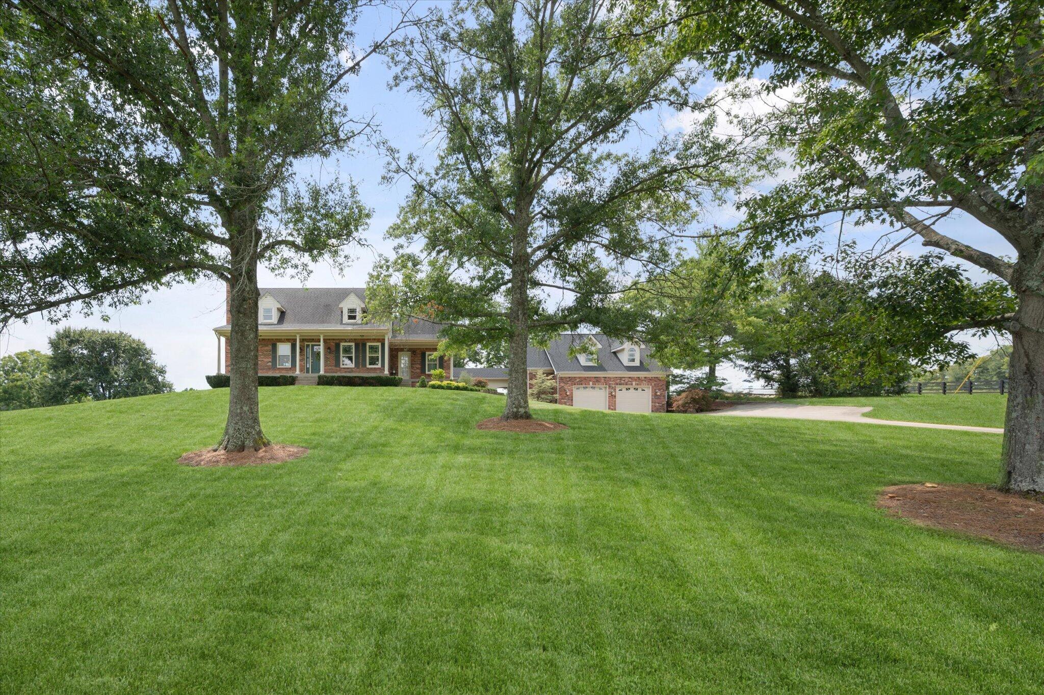 801 Hannah Road Property Photo 3