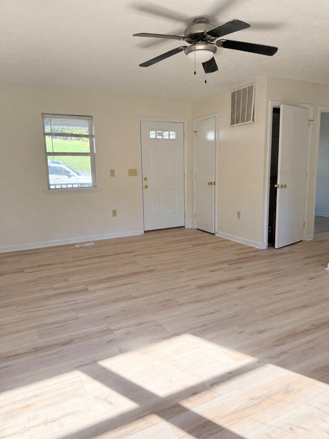21 Maple Lane Property Photo 2