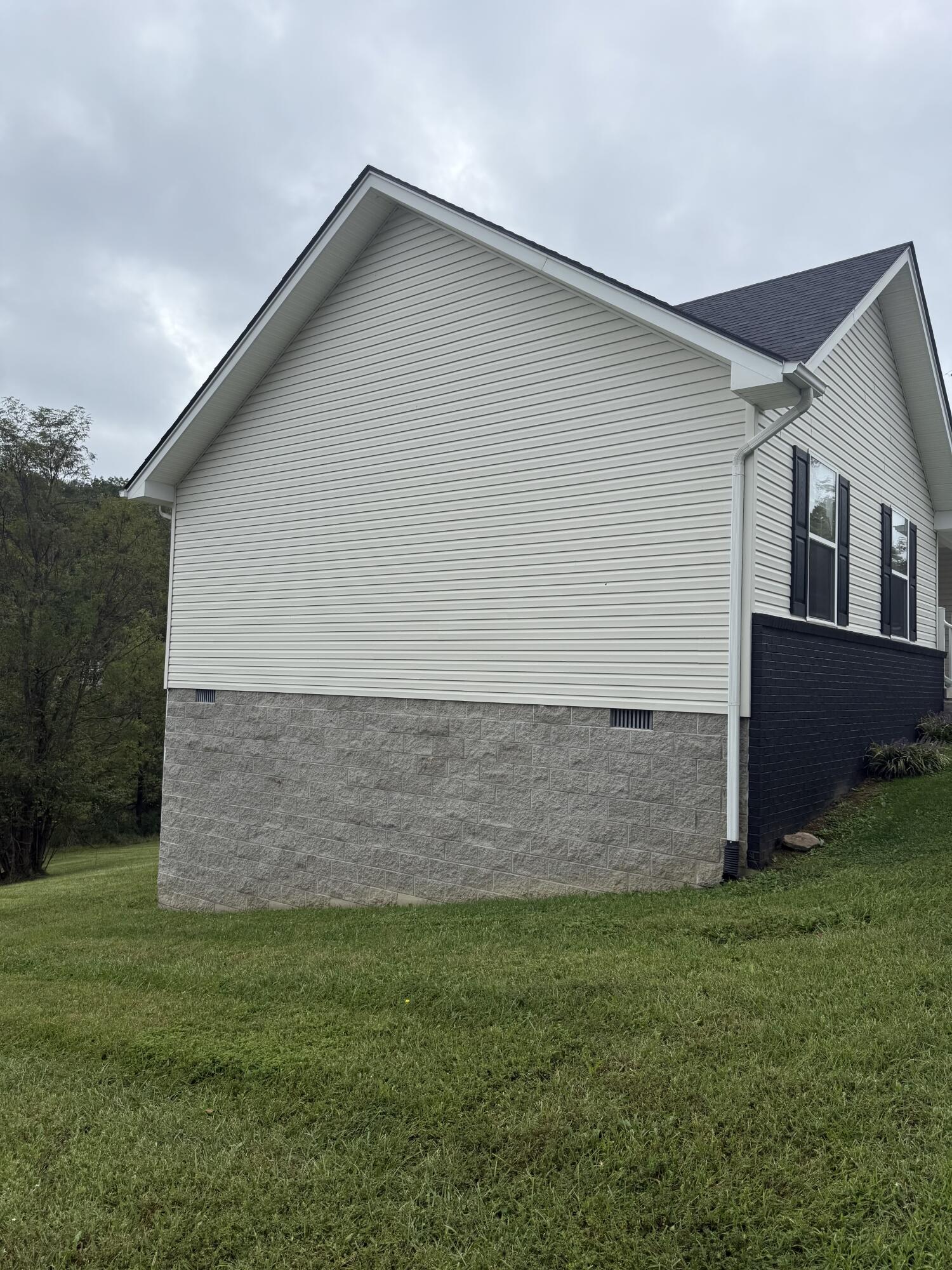 21 Maple Lane Property Photo 13