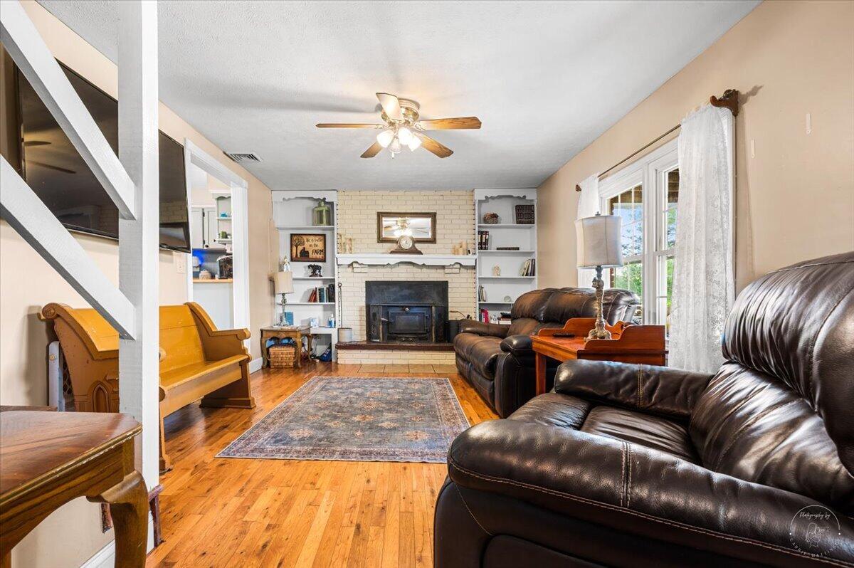 1889 Pond Lick Road Property Photo 45