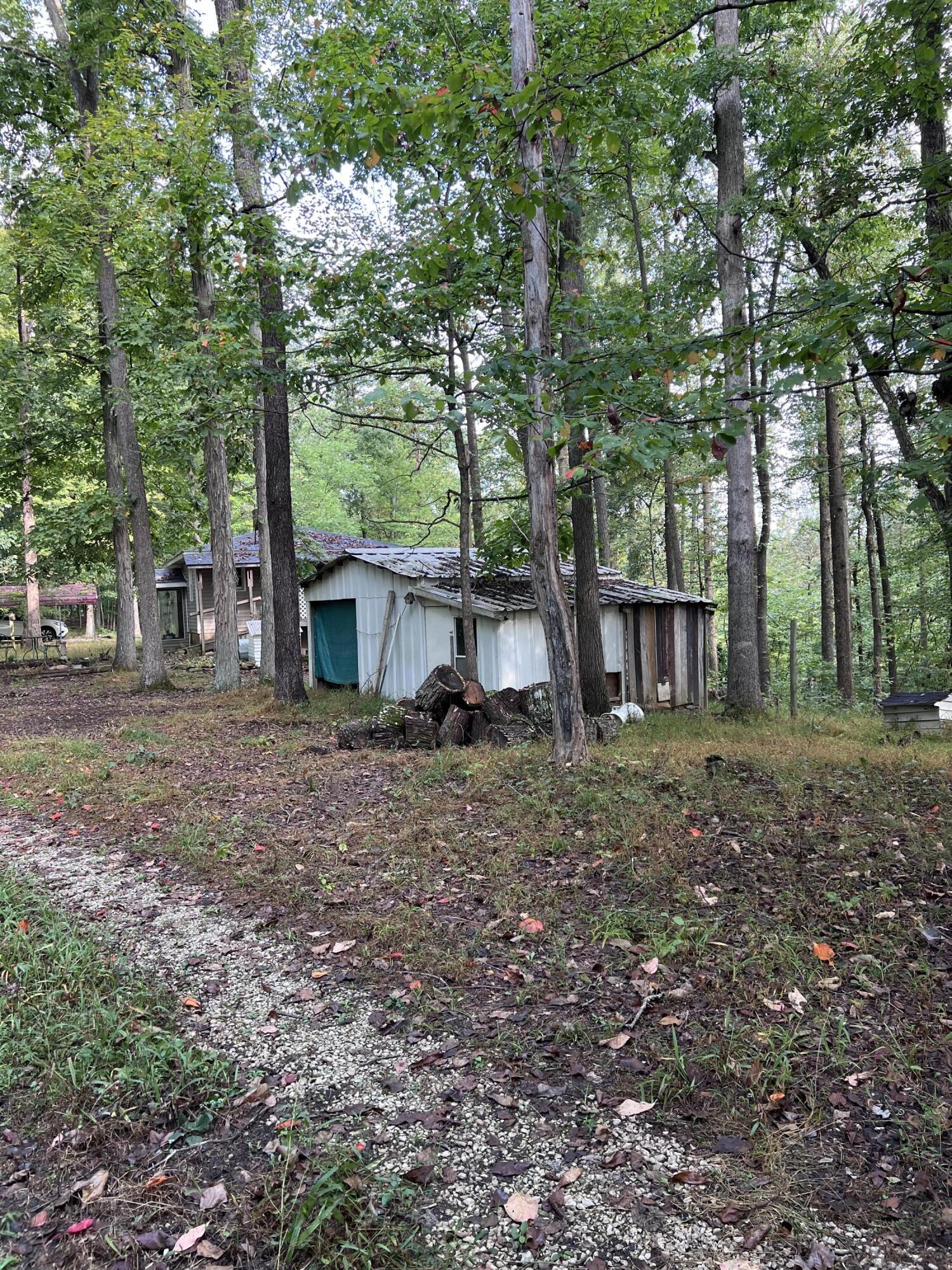 3859 Watson Ridge Road Property Photo 15
