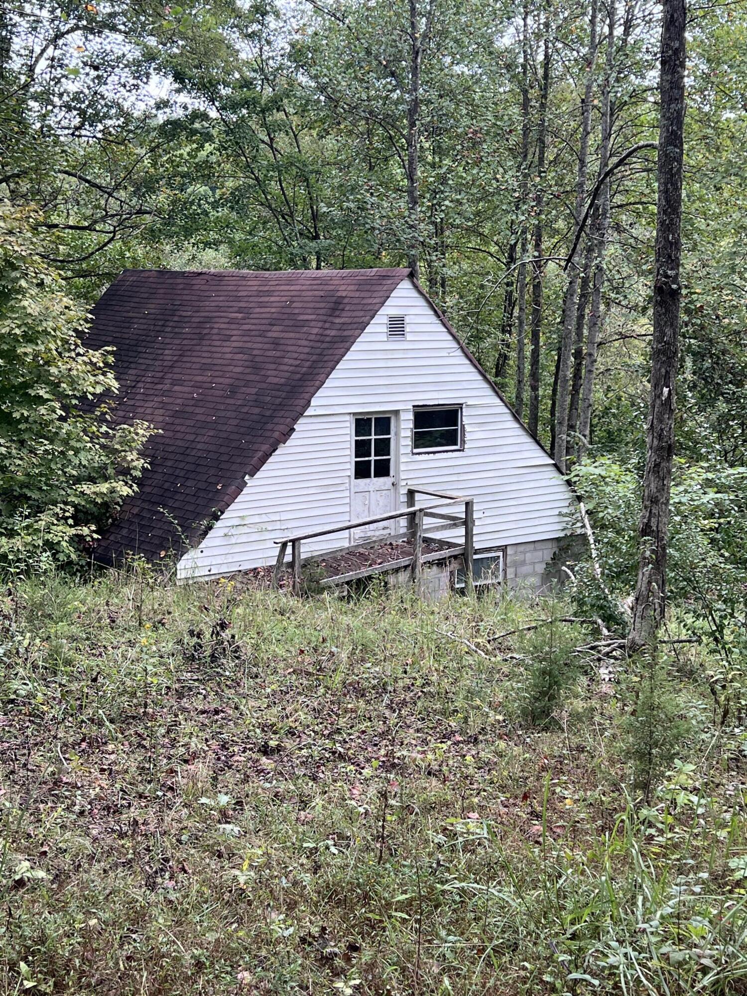 3859 Watson Ridge Road Property Photo 34