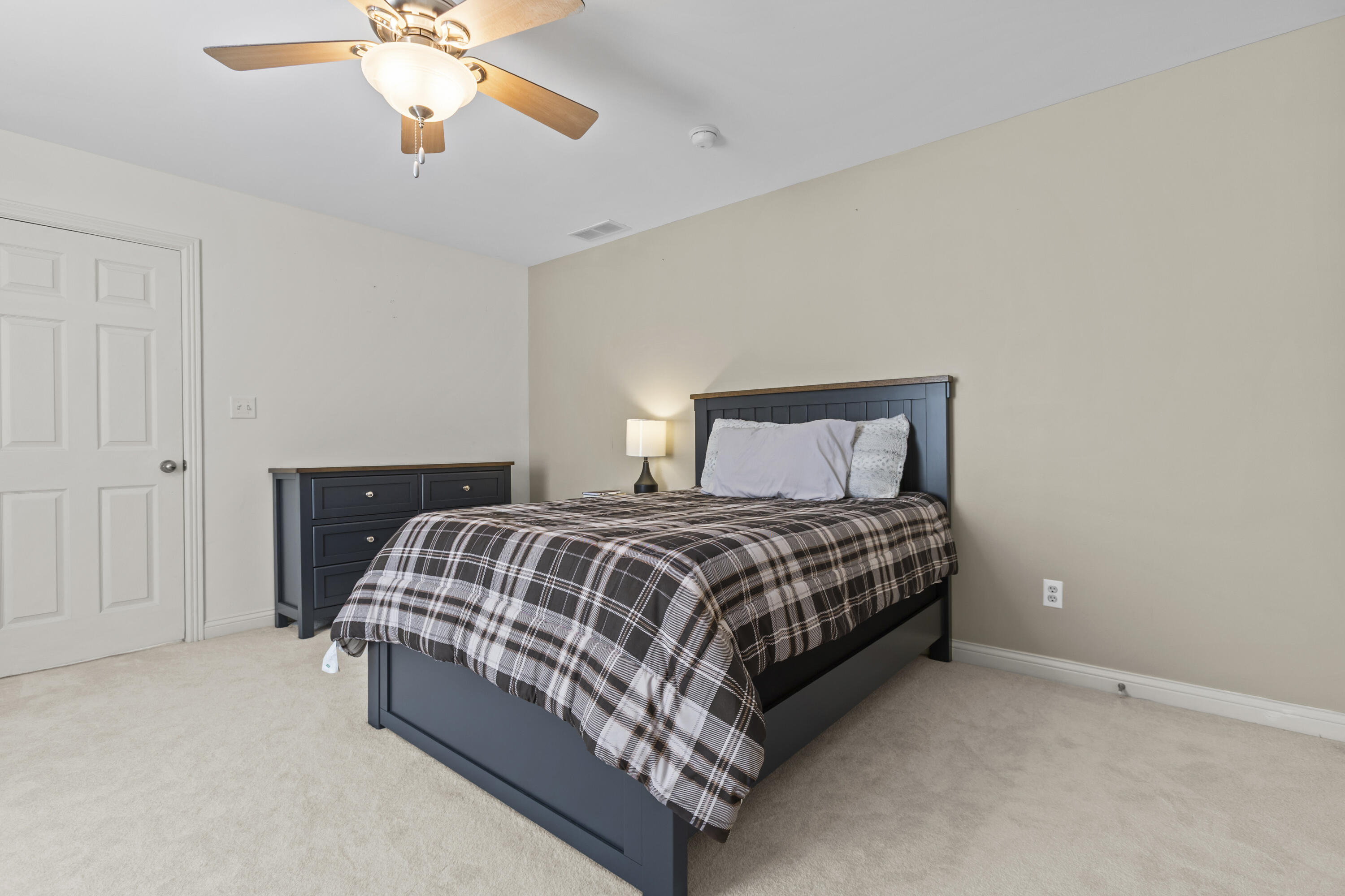 103 Brant Court Property Photo 23