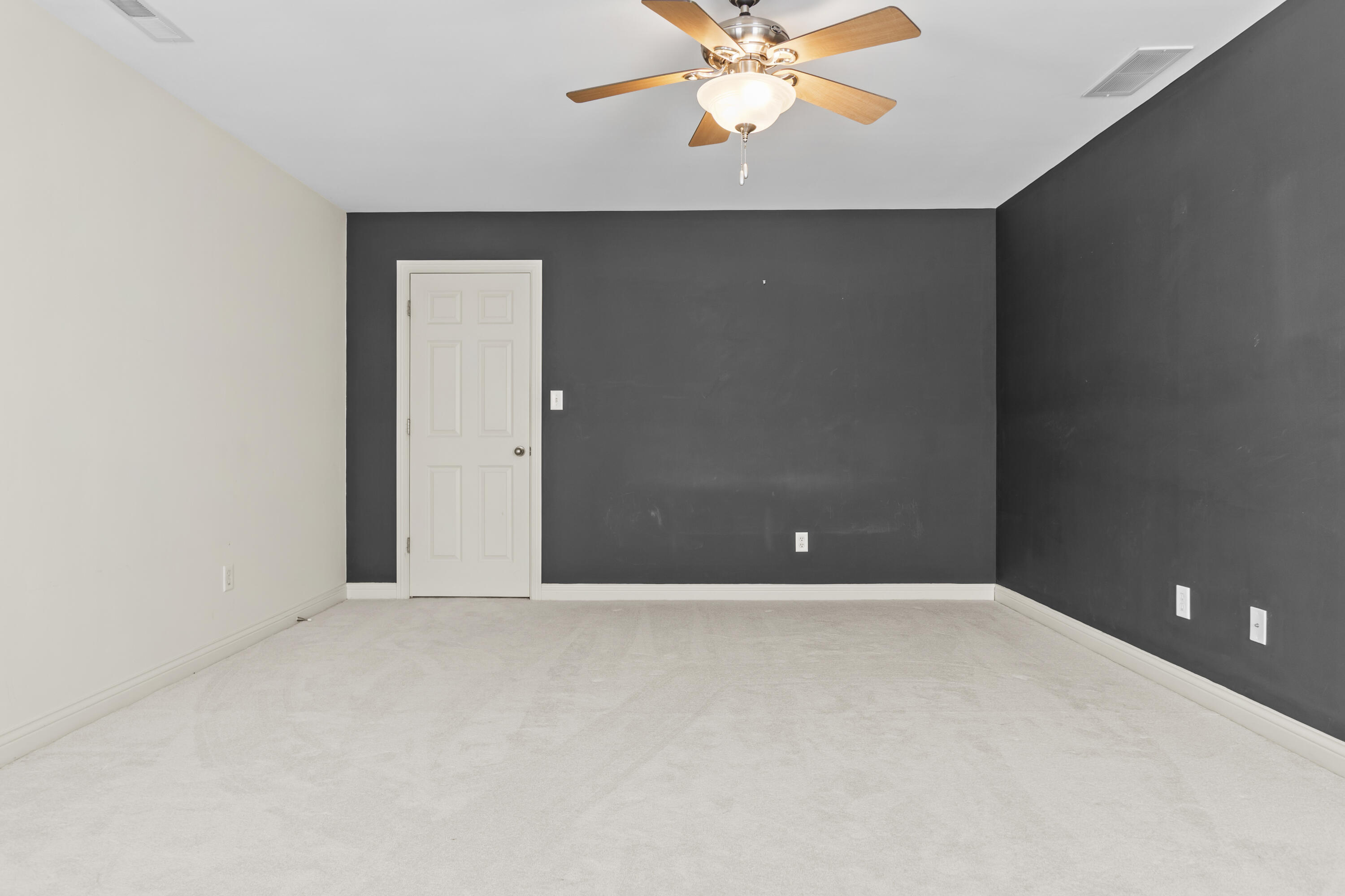 103 Brant Court Property Photo 29