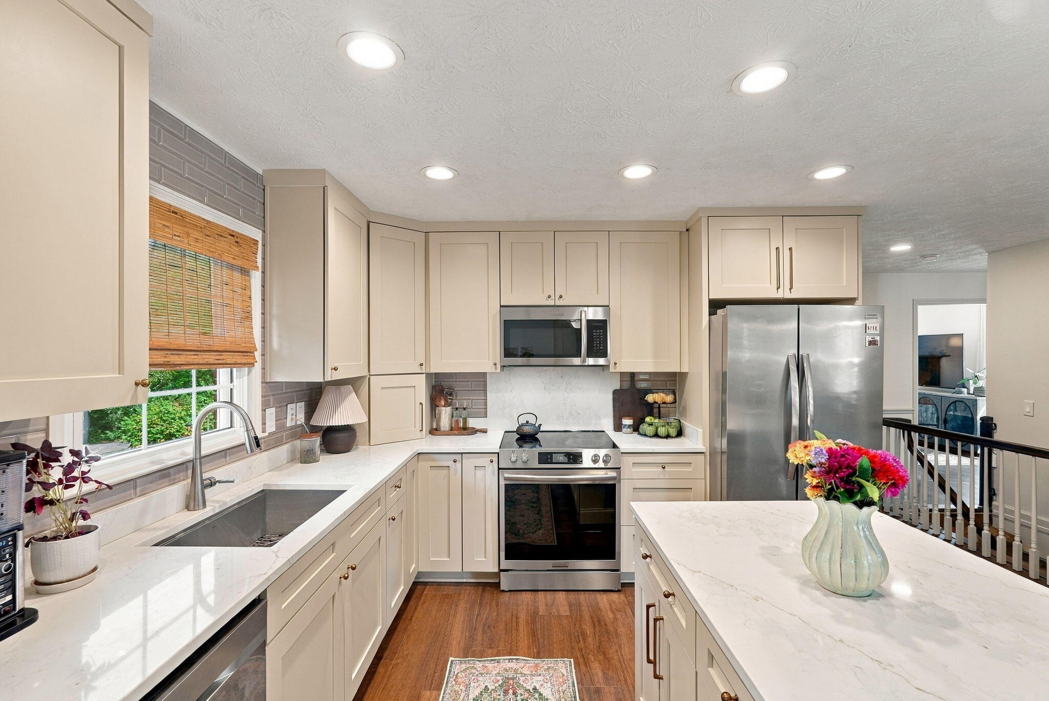 165 Mercer Avenue Property Photo 14