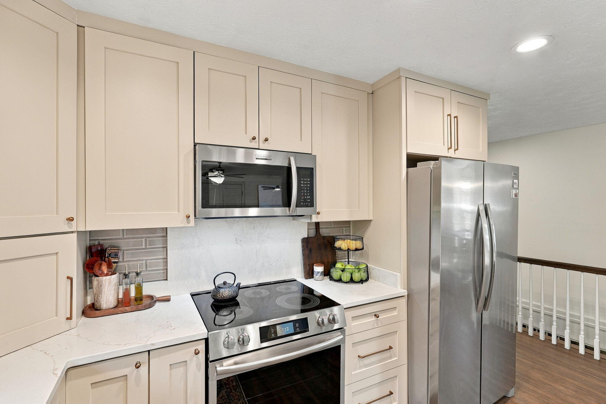 165 Mercer Avenue Property Photo 16