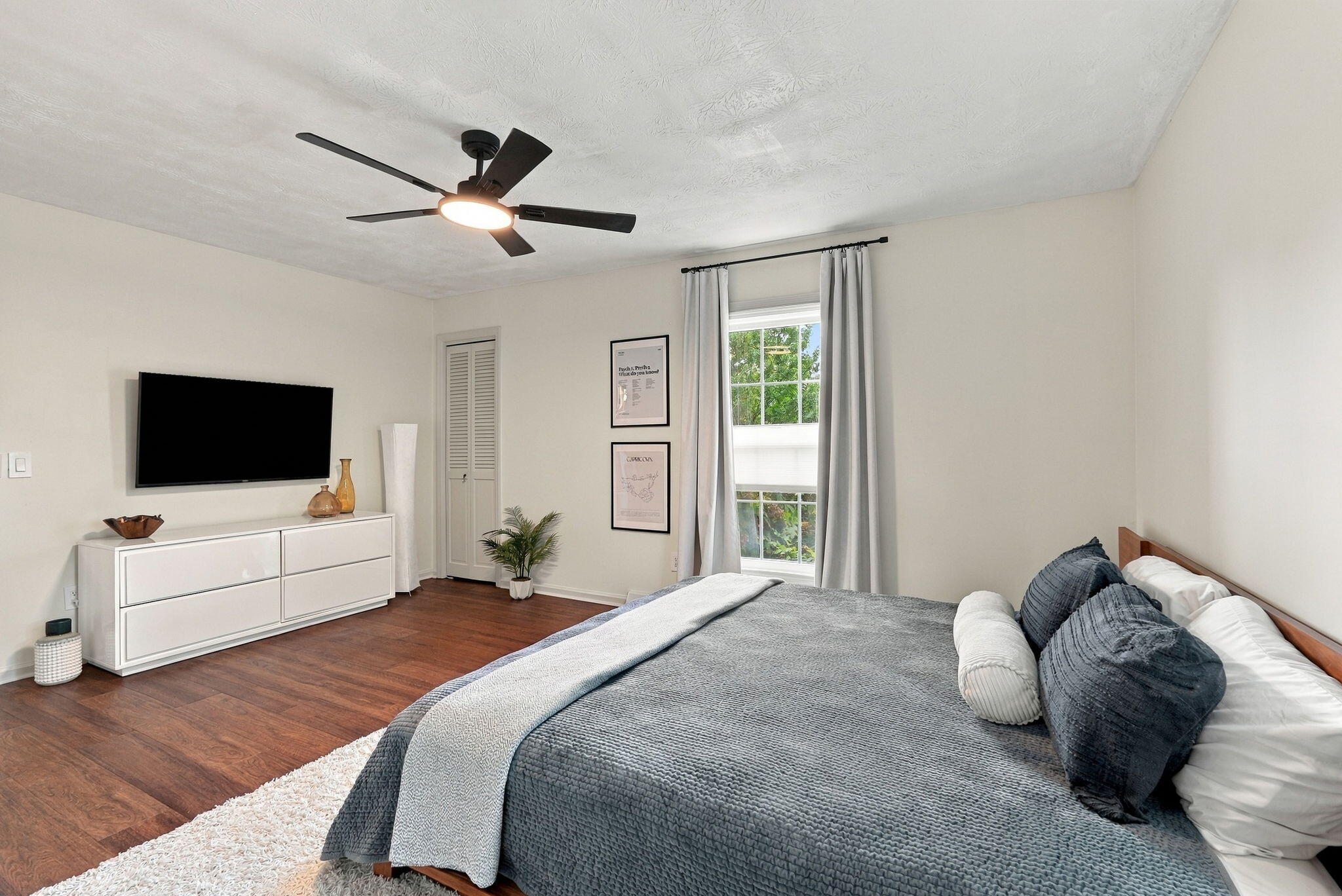 165 Mercer Avenue Property Photo 18