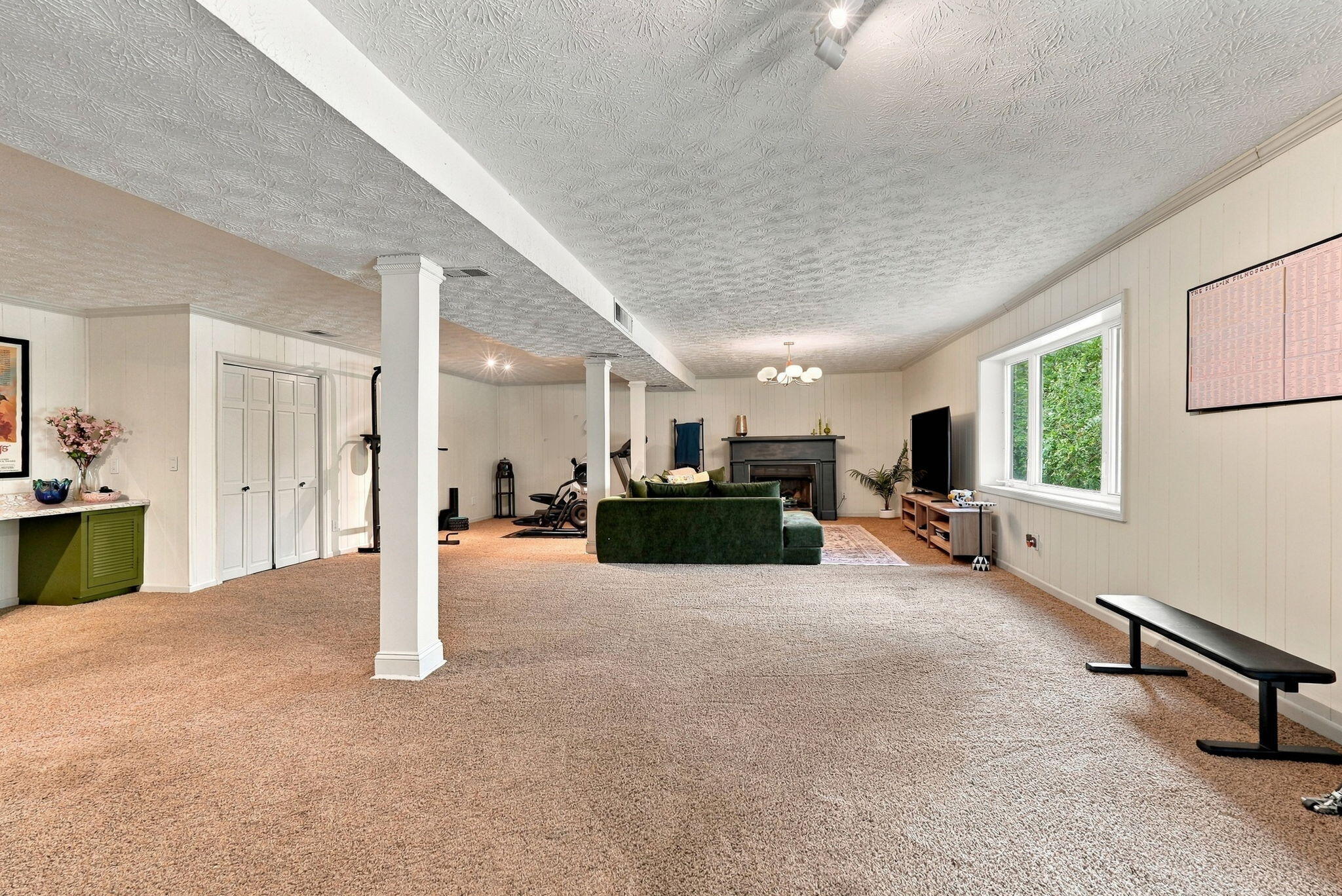 165 Mercer Avenue Property Photo 29