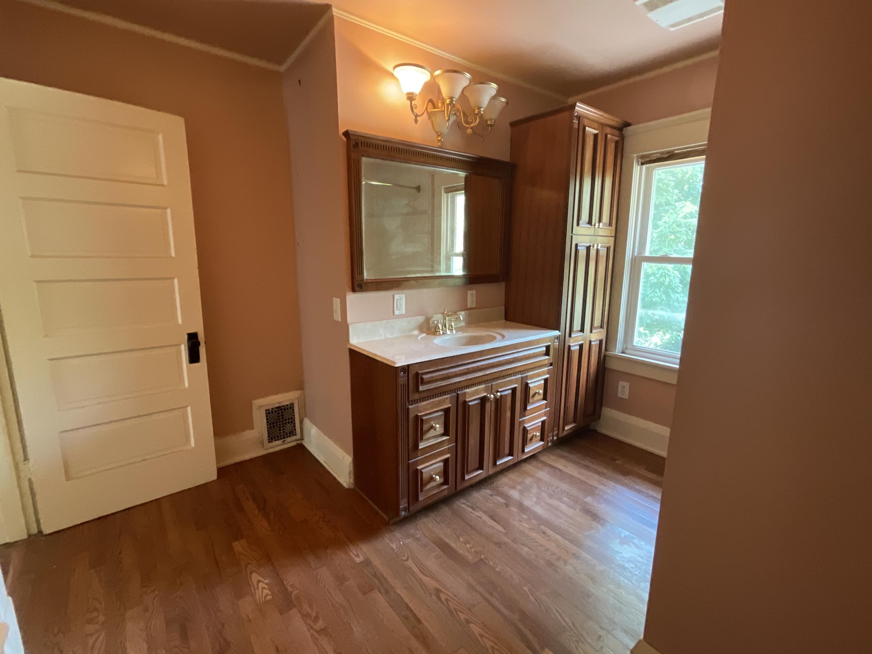 30 Samuels Avenue Property Photo 26