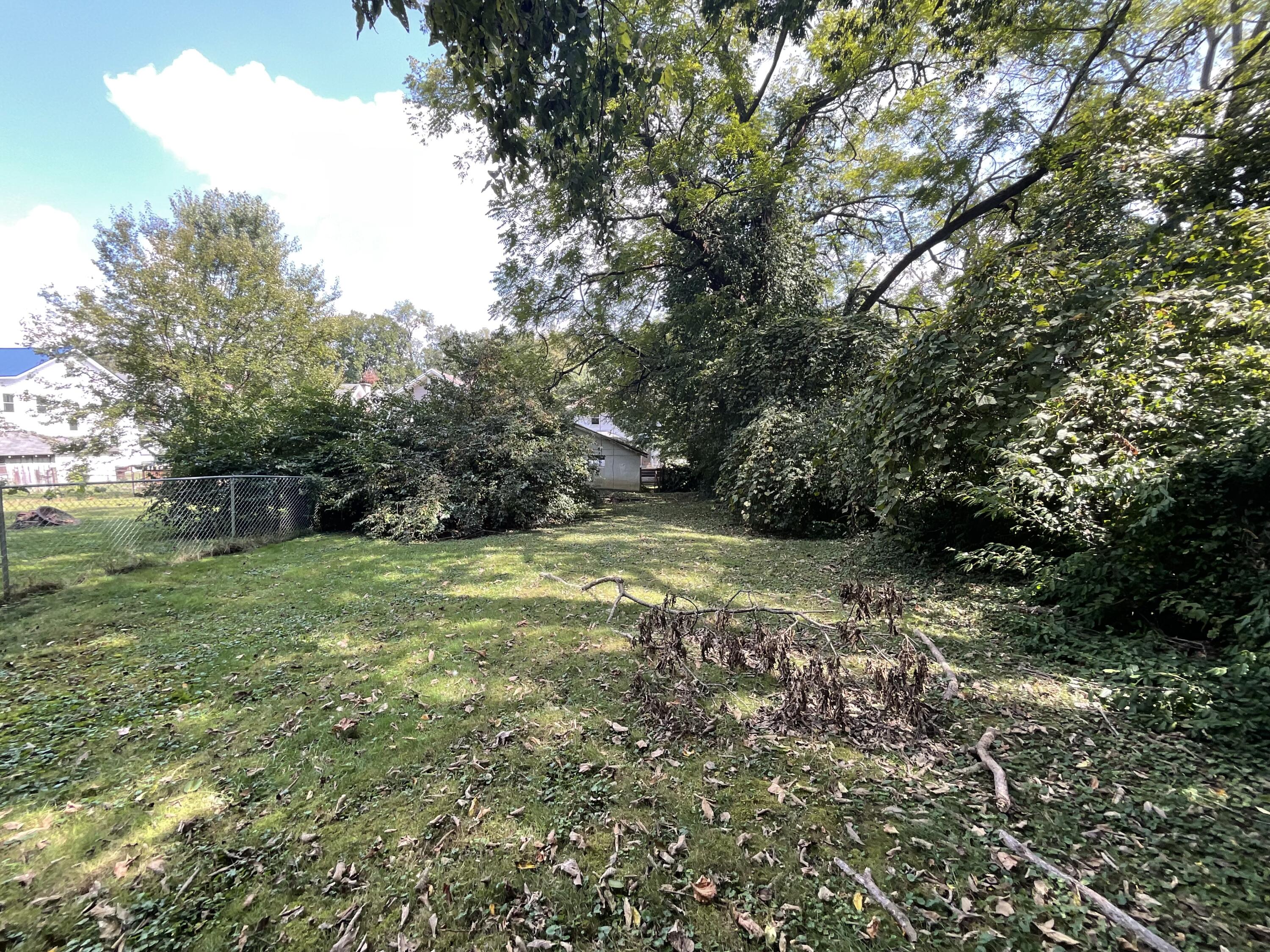 30 Samuels Avenue Property Photo 38