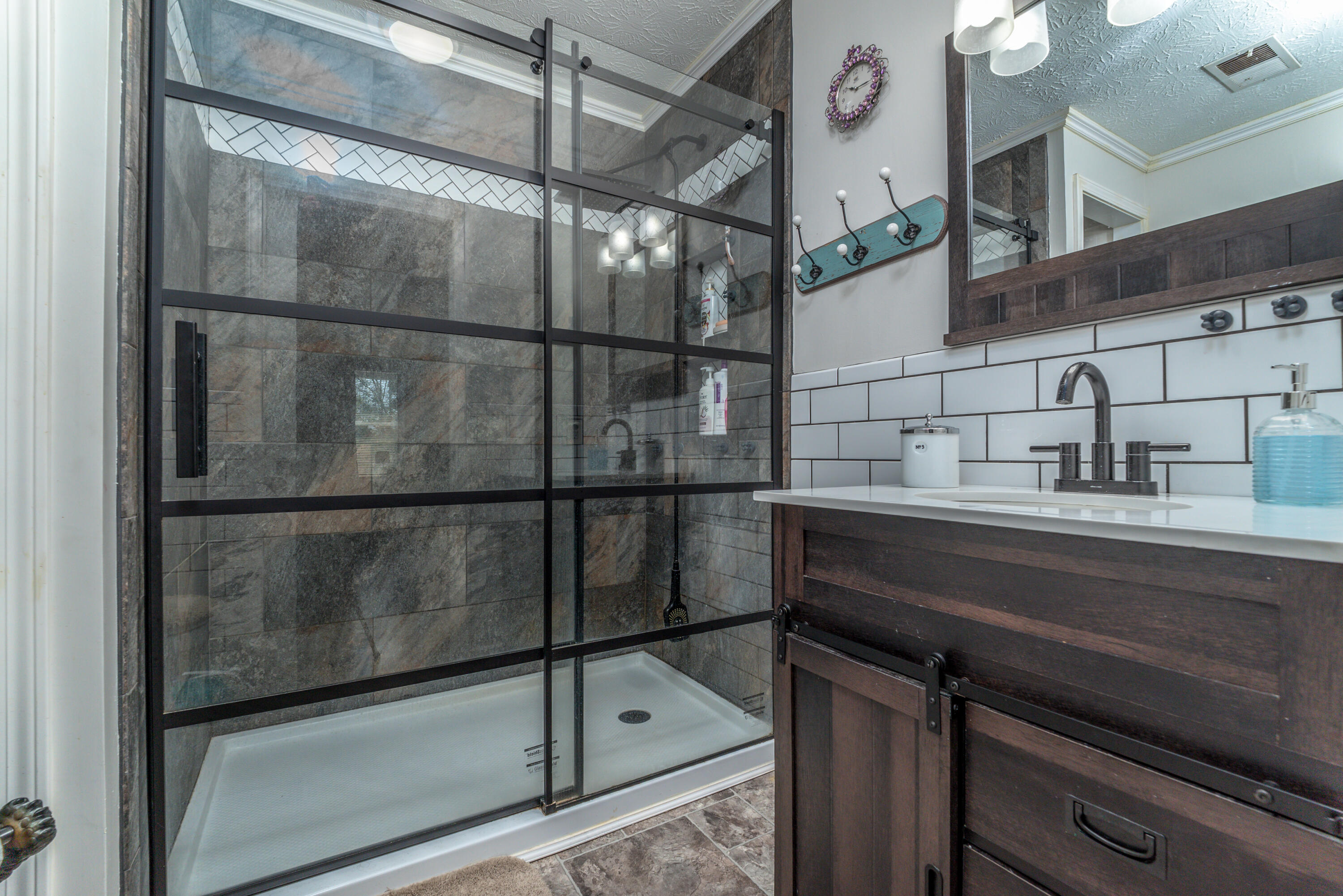 78 Oscar Lane Property Photo 23