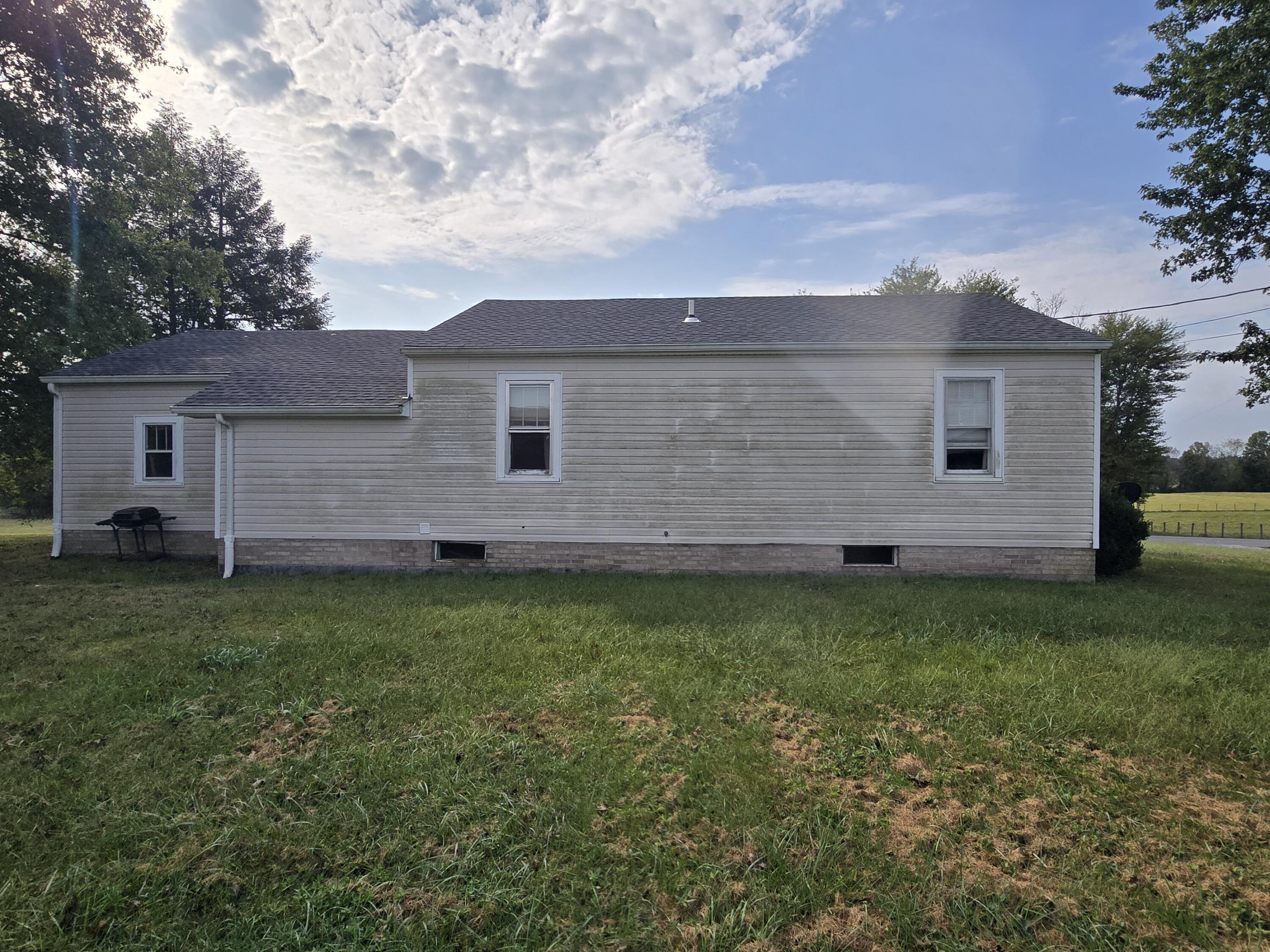 1592 Flat Lick Road Property Photo 4