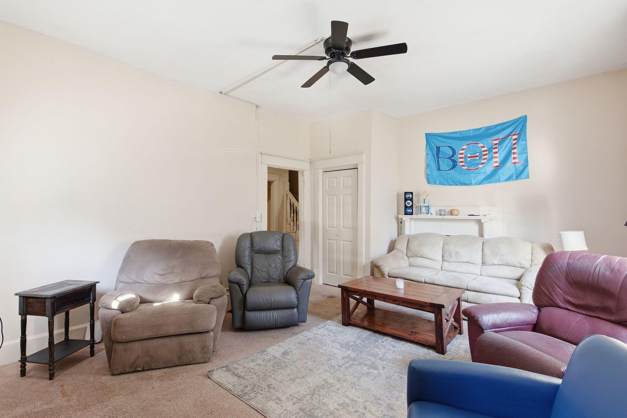 247 Kentucky Avenue Property Photo 4