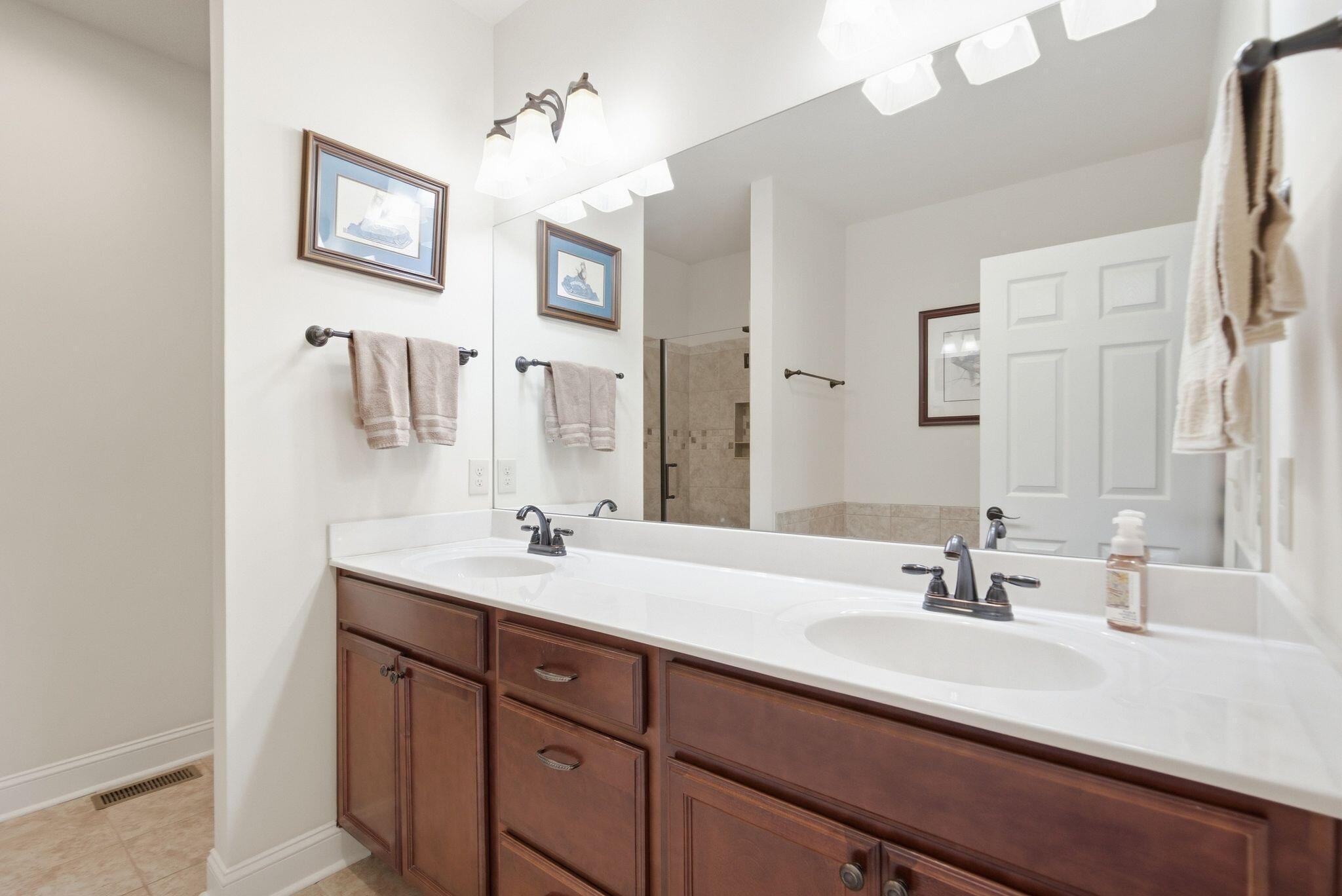 270 Clairmont Drive Property Photo 16