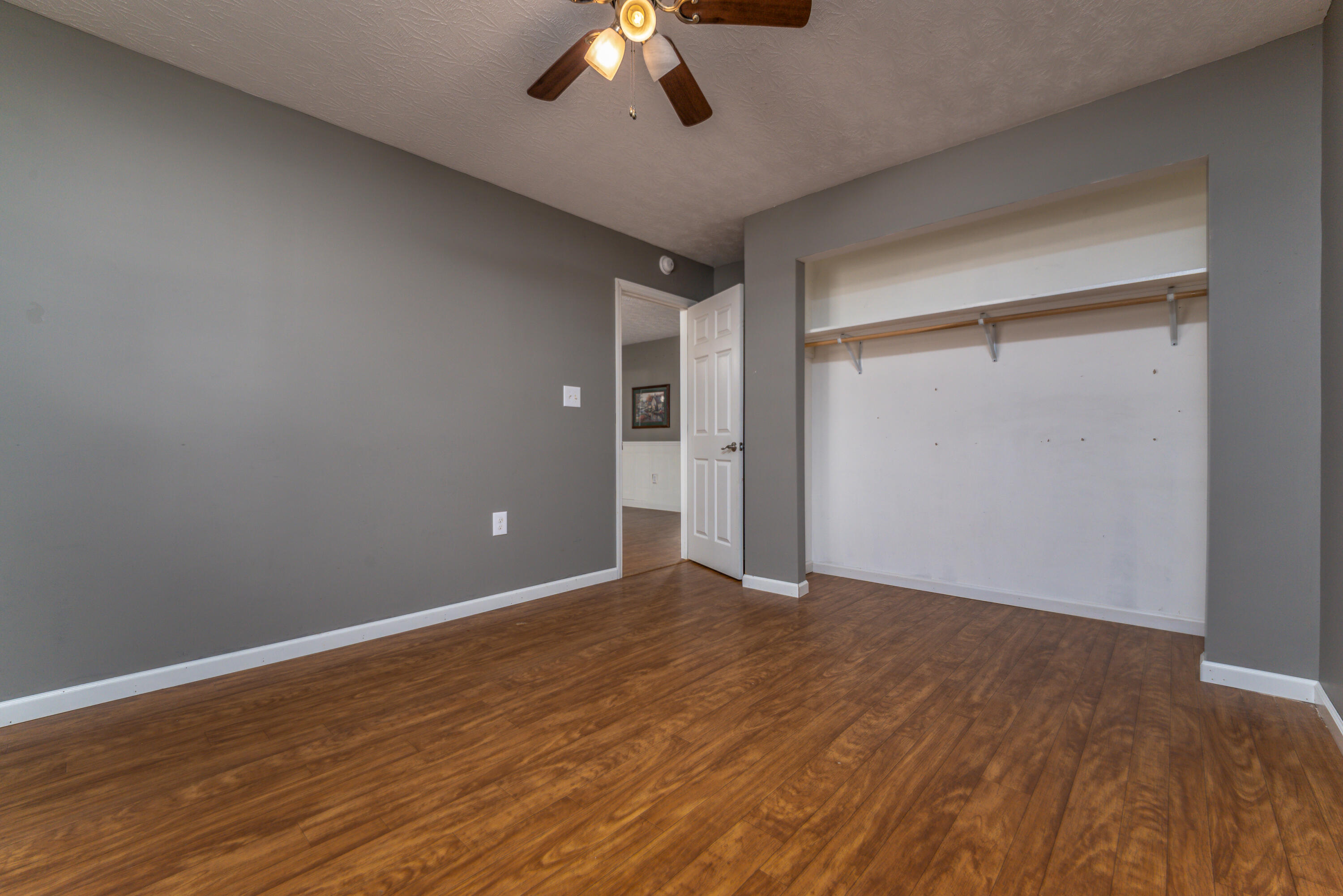 211 Ridgeway Drive Property Photo 20