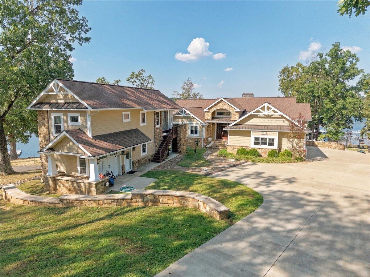 80 Sunset Drive Property Photo 1