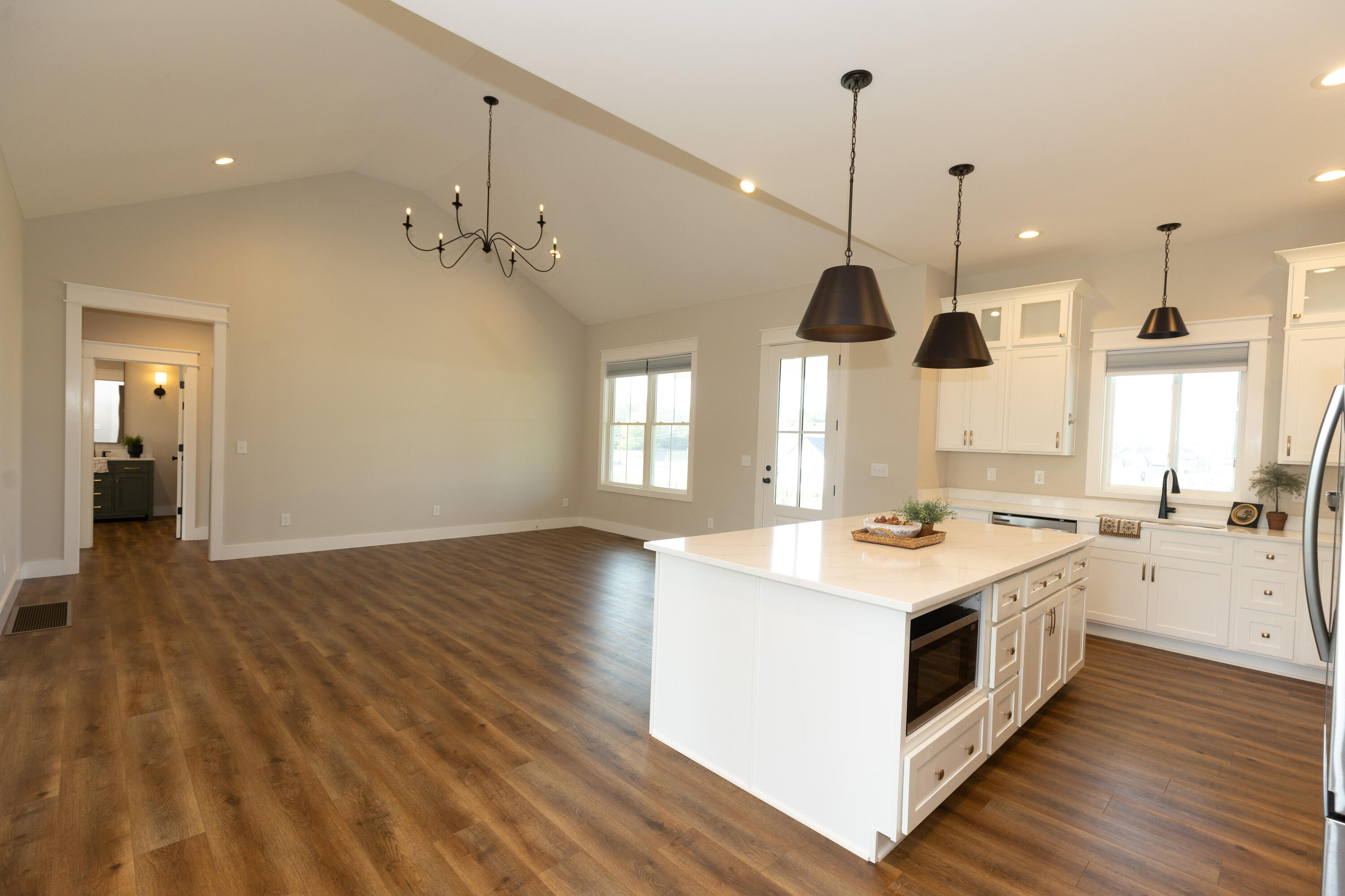 589 Harvest Lane Property Photo 10