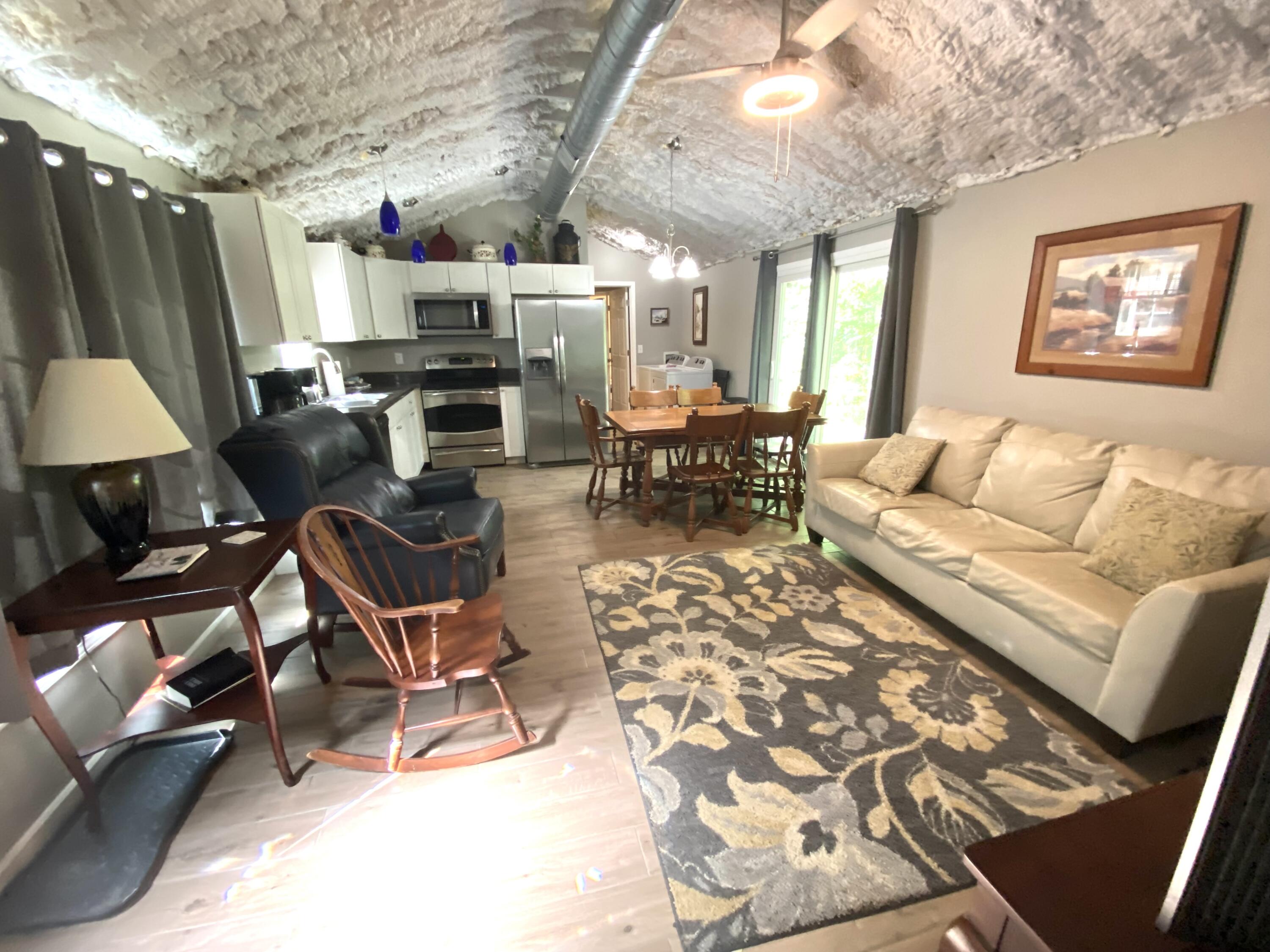 1660 Moriah Road Property Photo 13