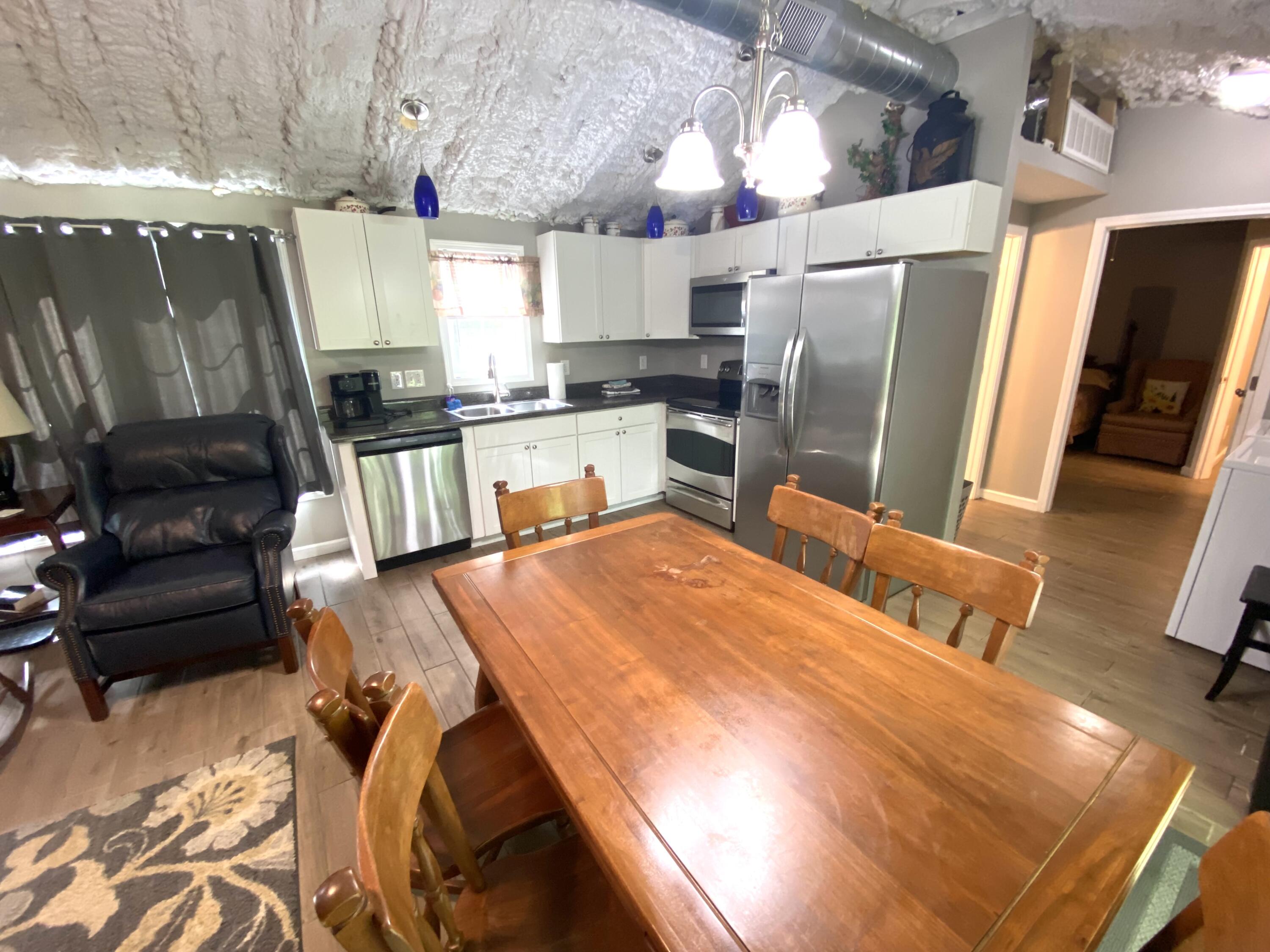 1660 Moriah Road Property Photo 15