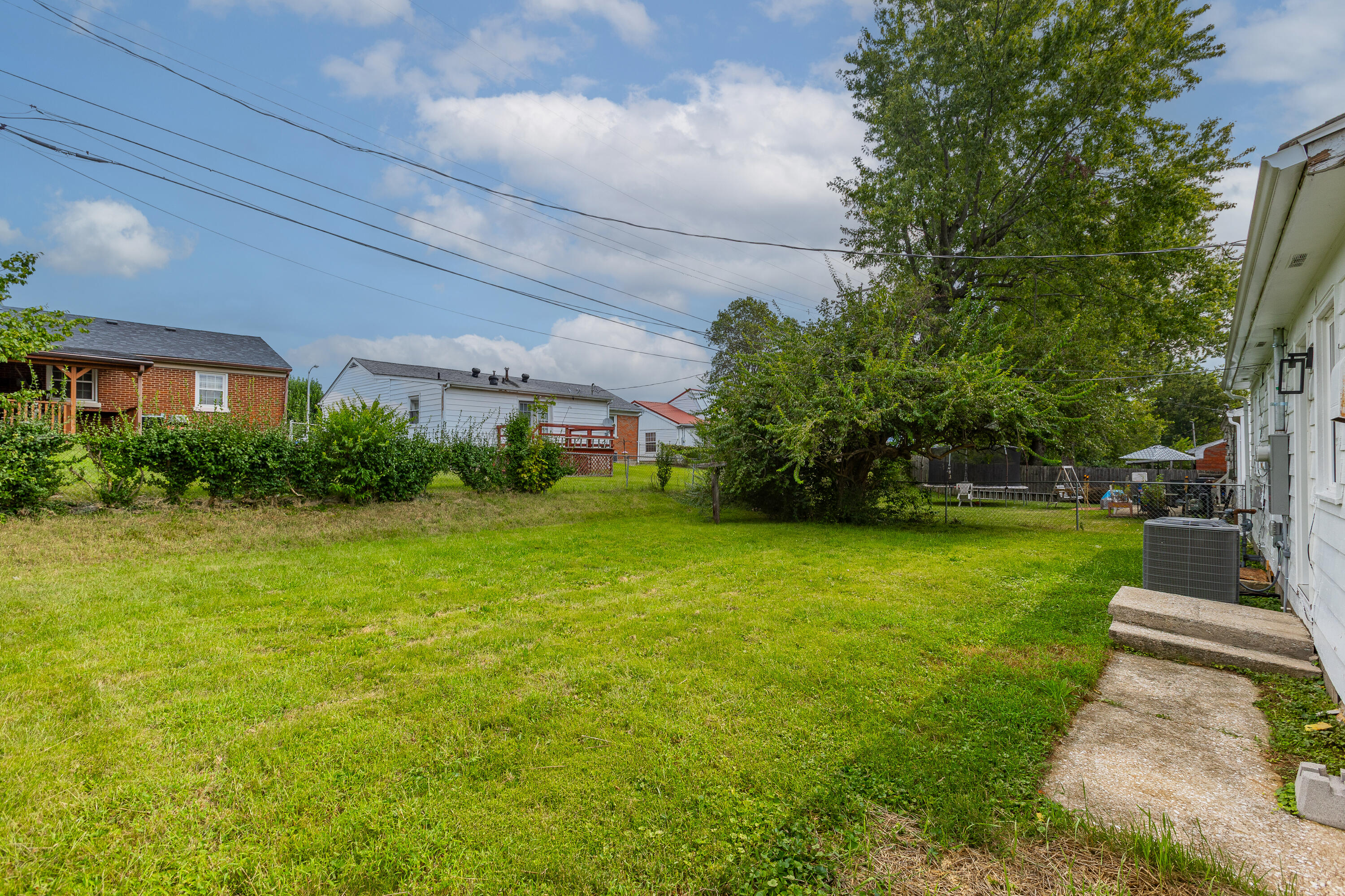 1009 Hudson Avenue Property Photo 22
