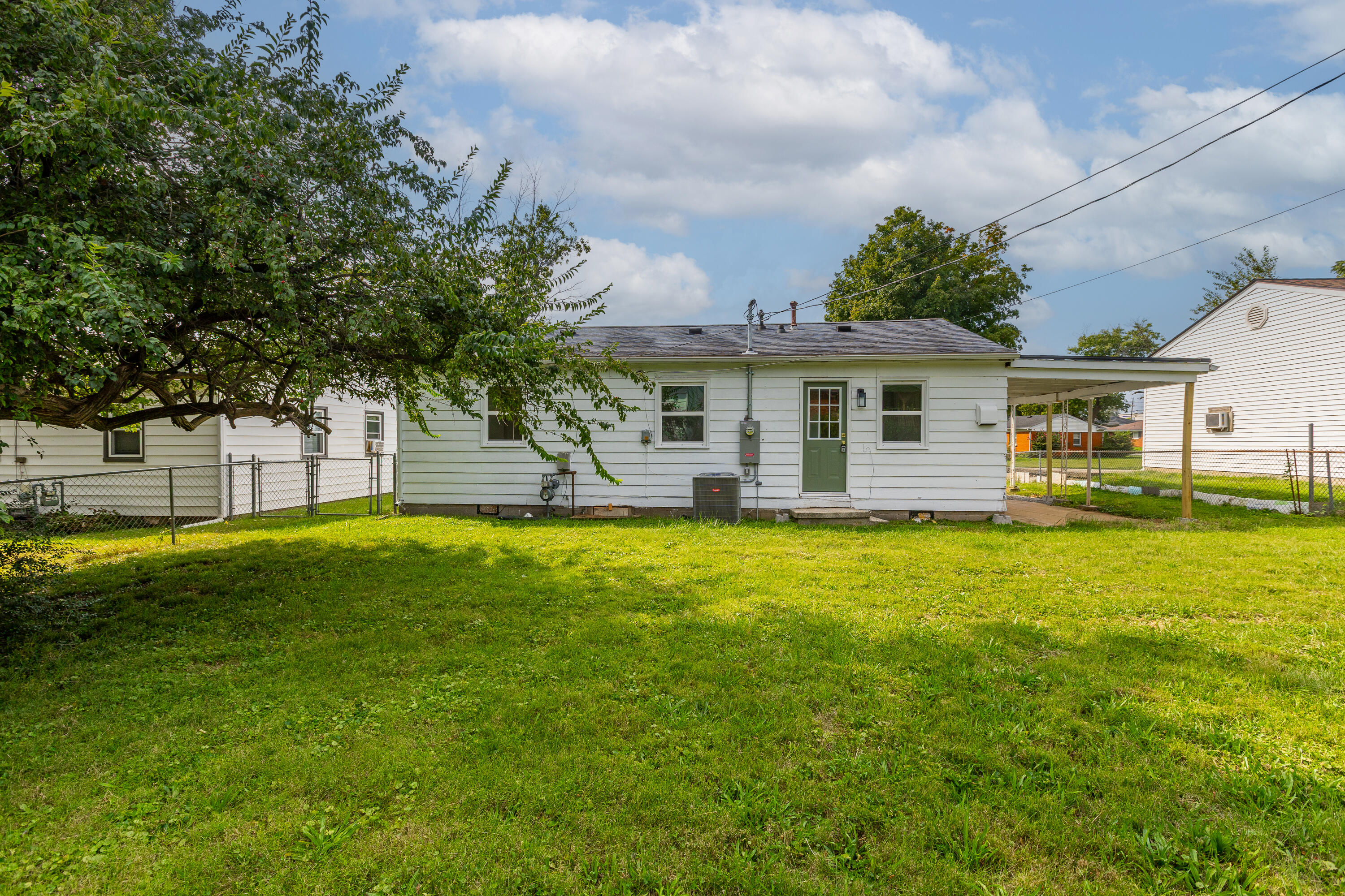 1009 Hudson Avenue Property Photo 24