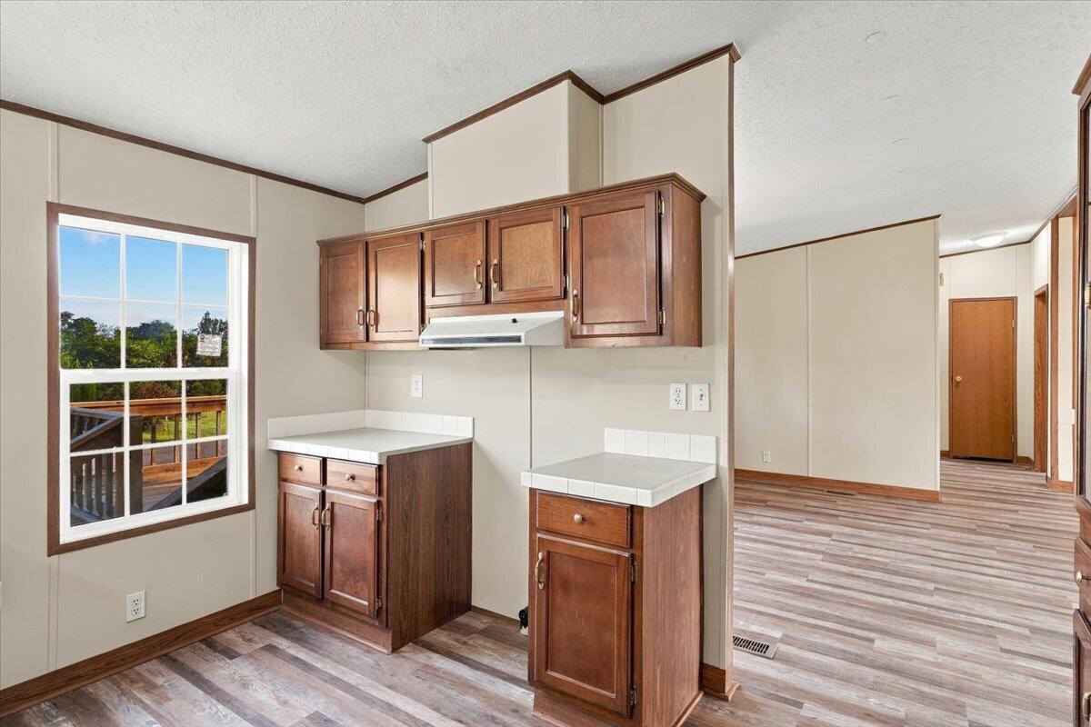107 Breezy Loop Property Photo 9