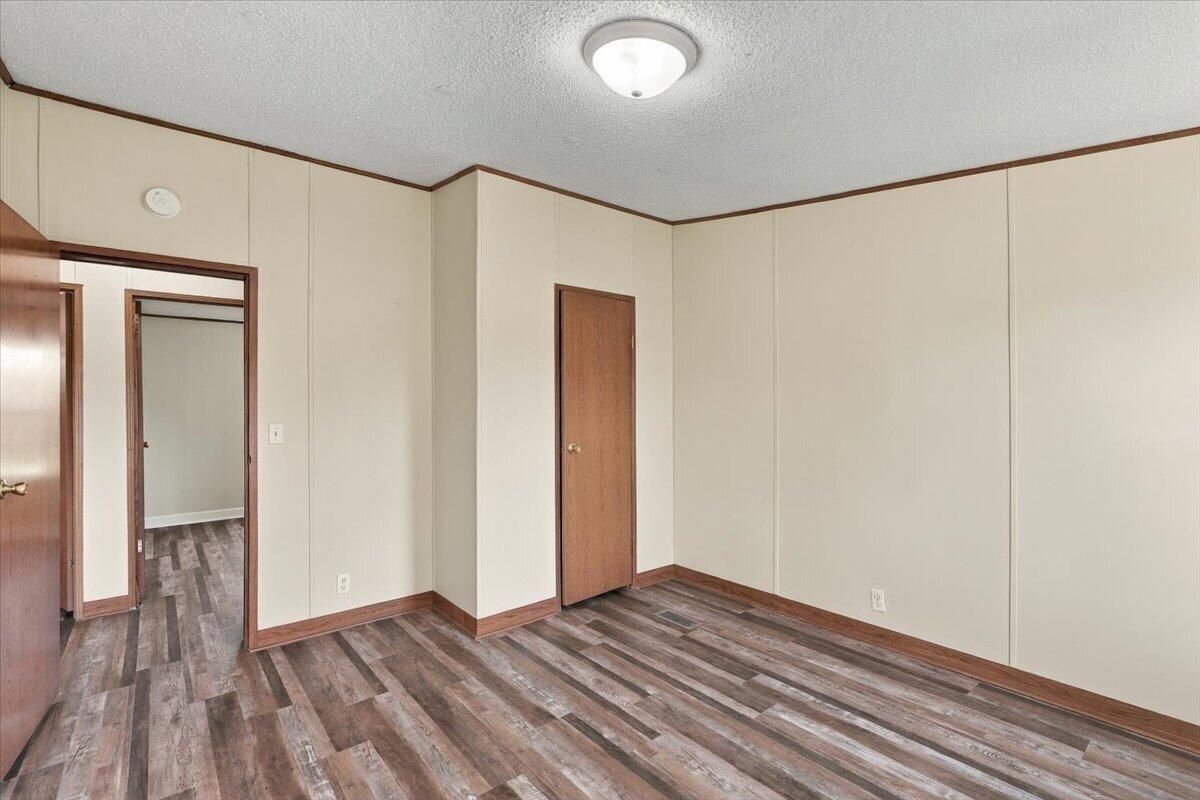 107 Breezy Loop Property Photo 22